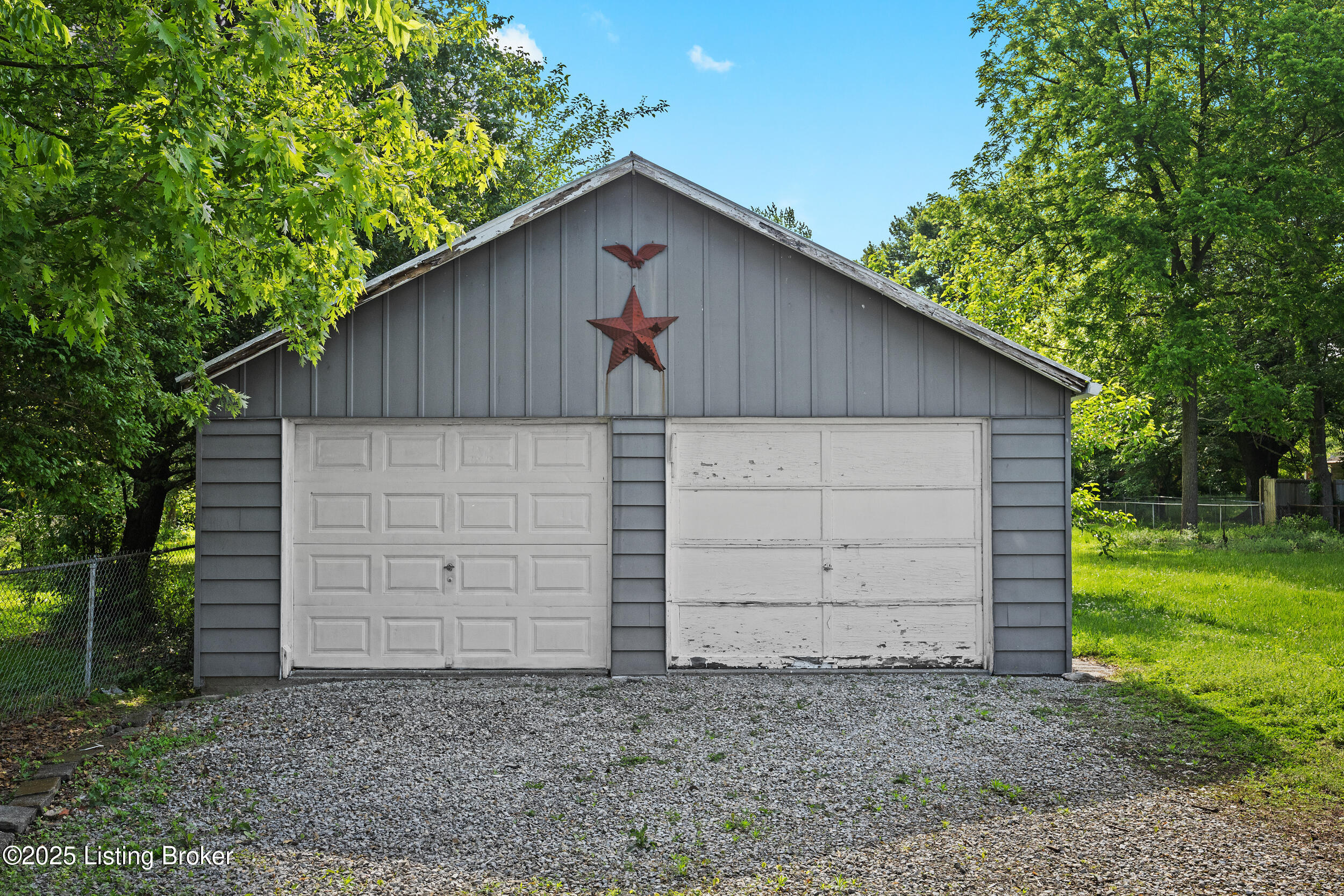 8613 Blue Lick Rd