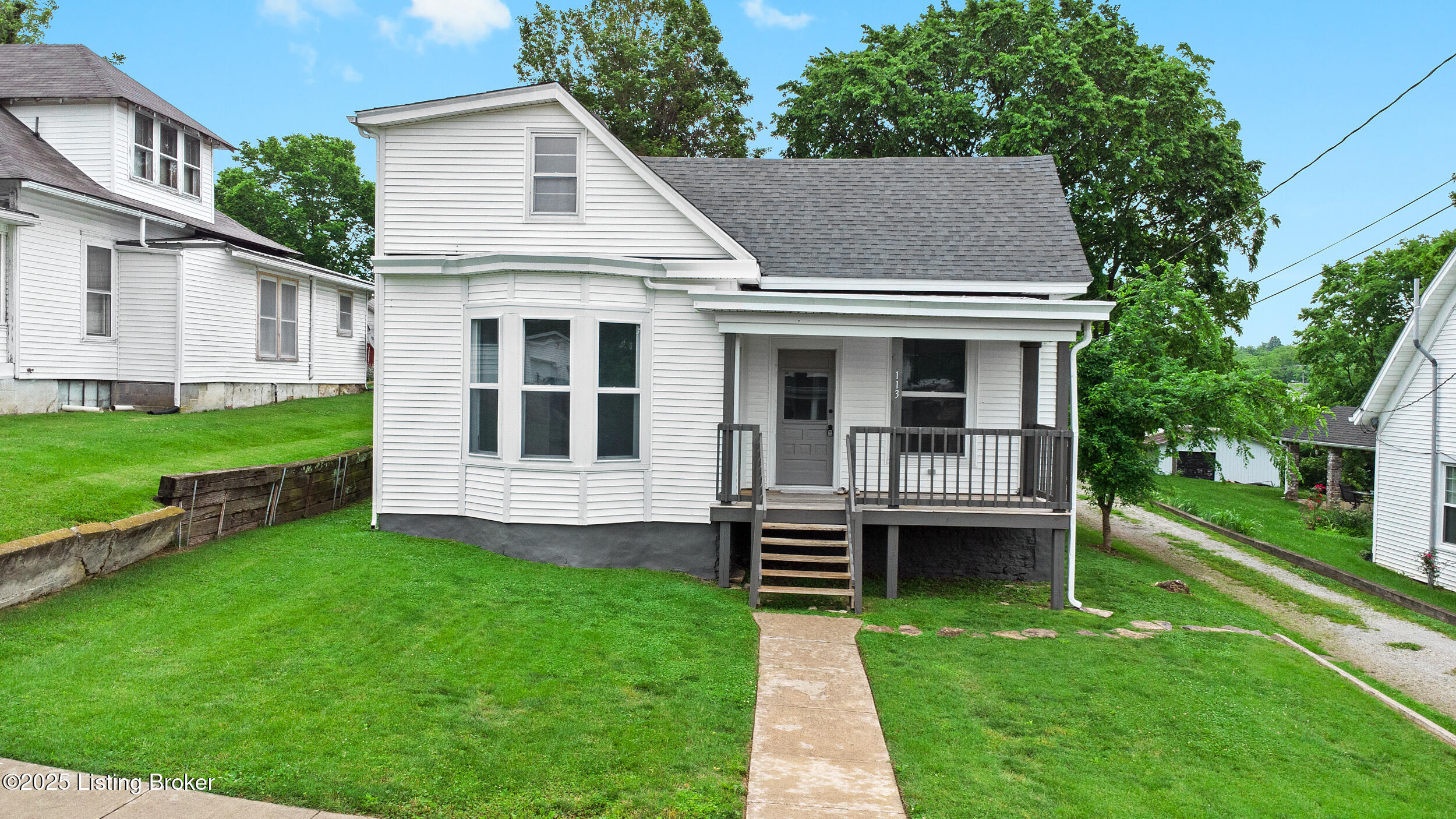 113 McKay Ave
