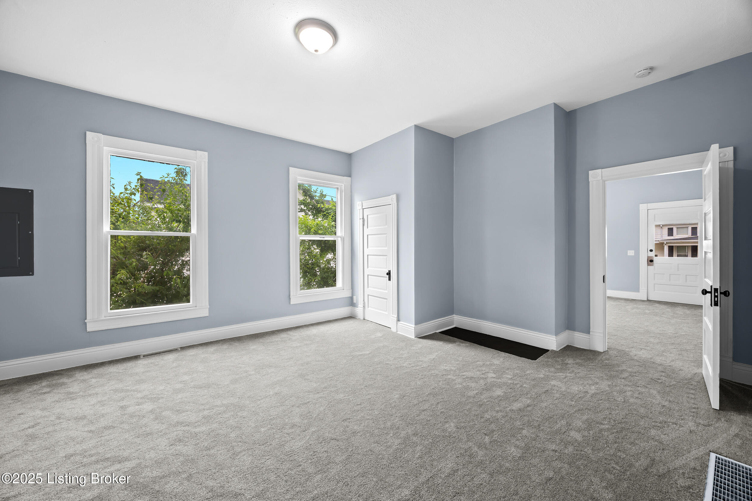 113 McKay Ave