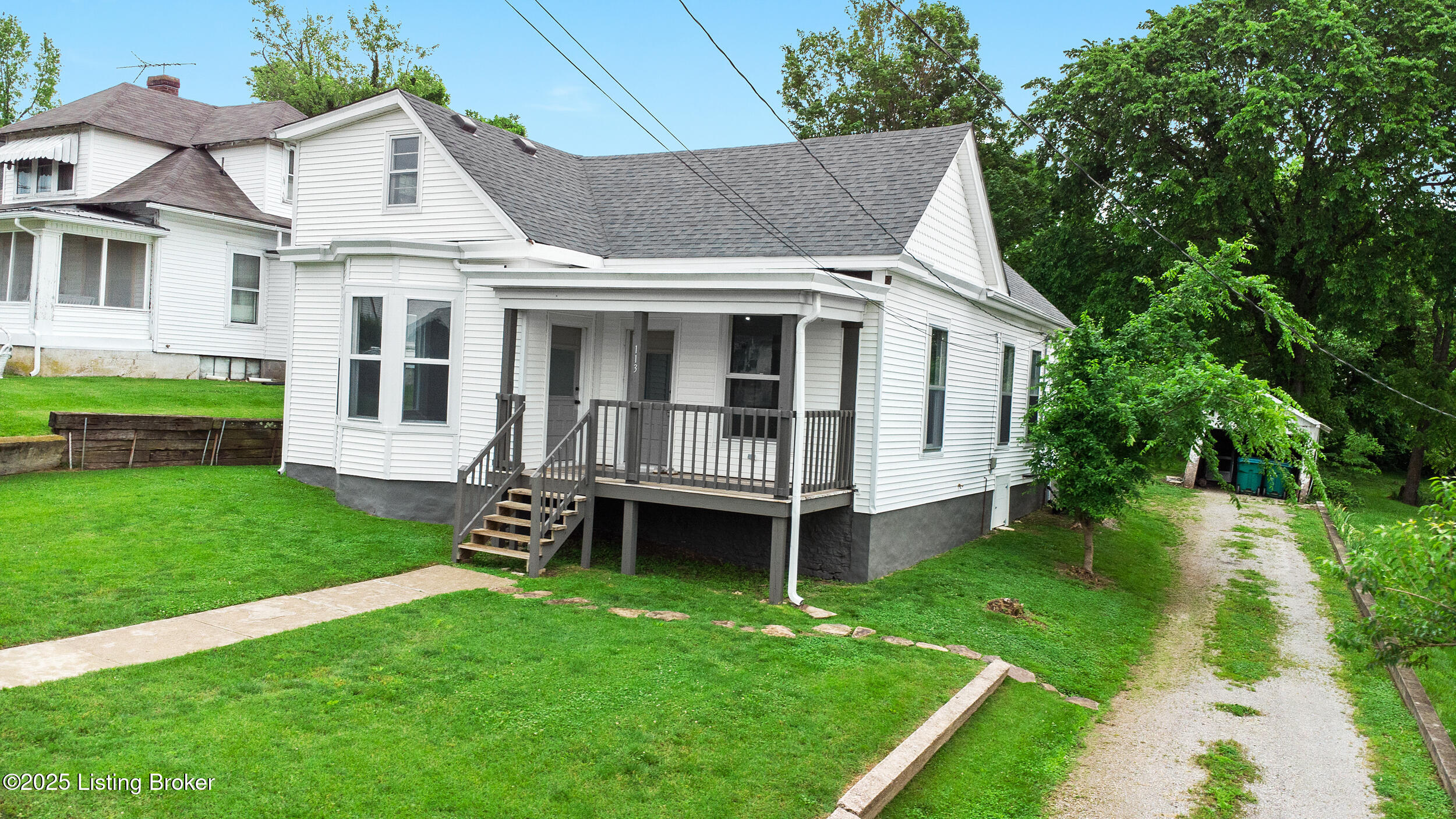 113 McKay Ave