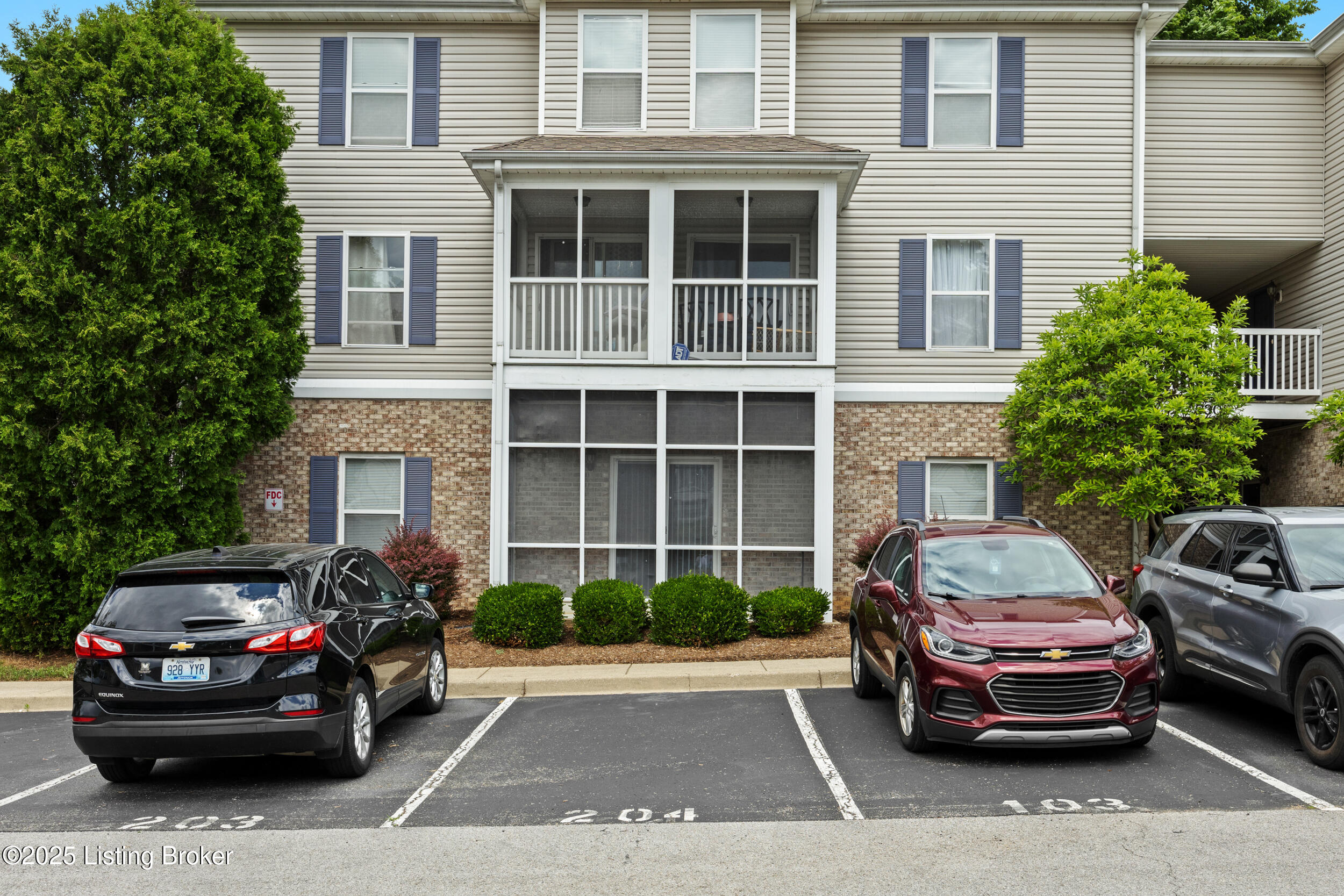 5305 Carolina Crossings Way, 101