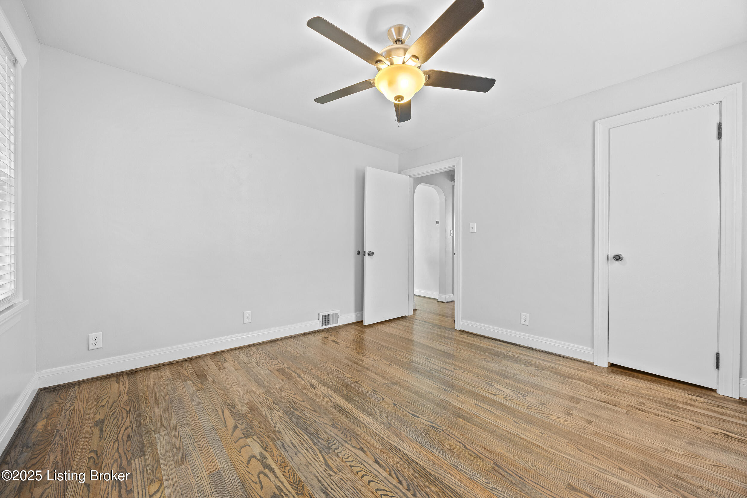 1109 Forrest View Dr