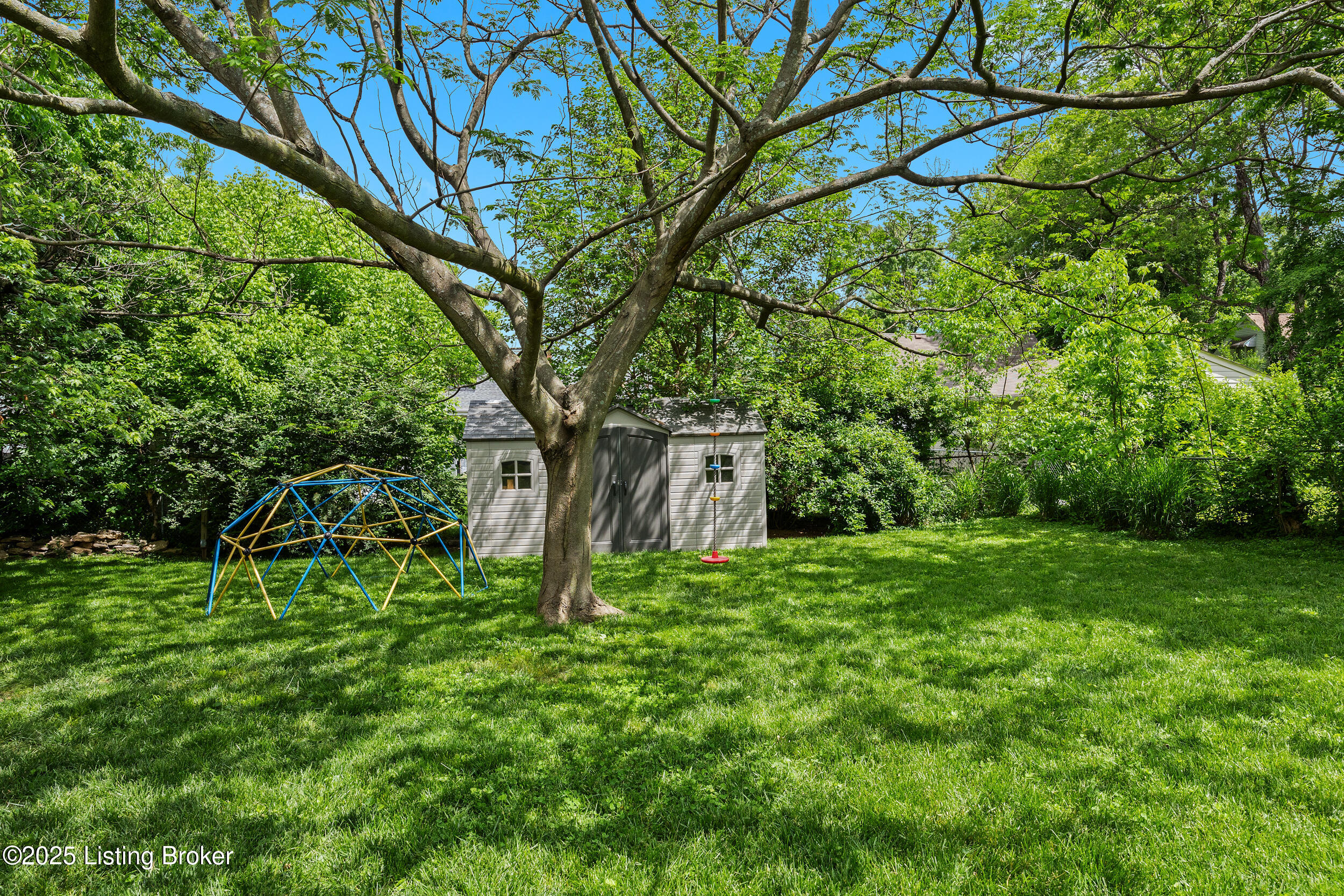 1109 Forrest View Dr