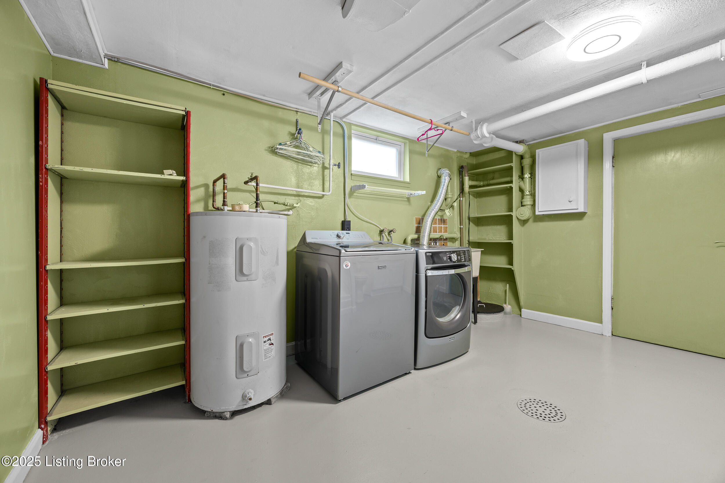 1109 Forrest View Dr