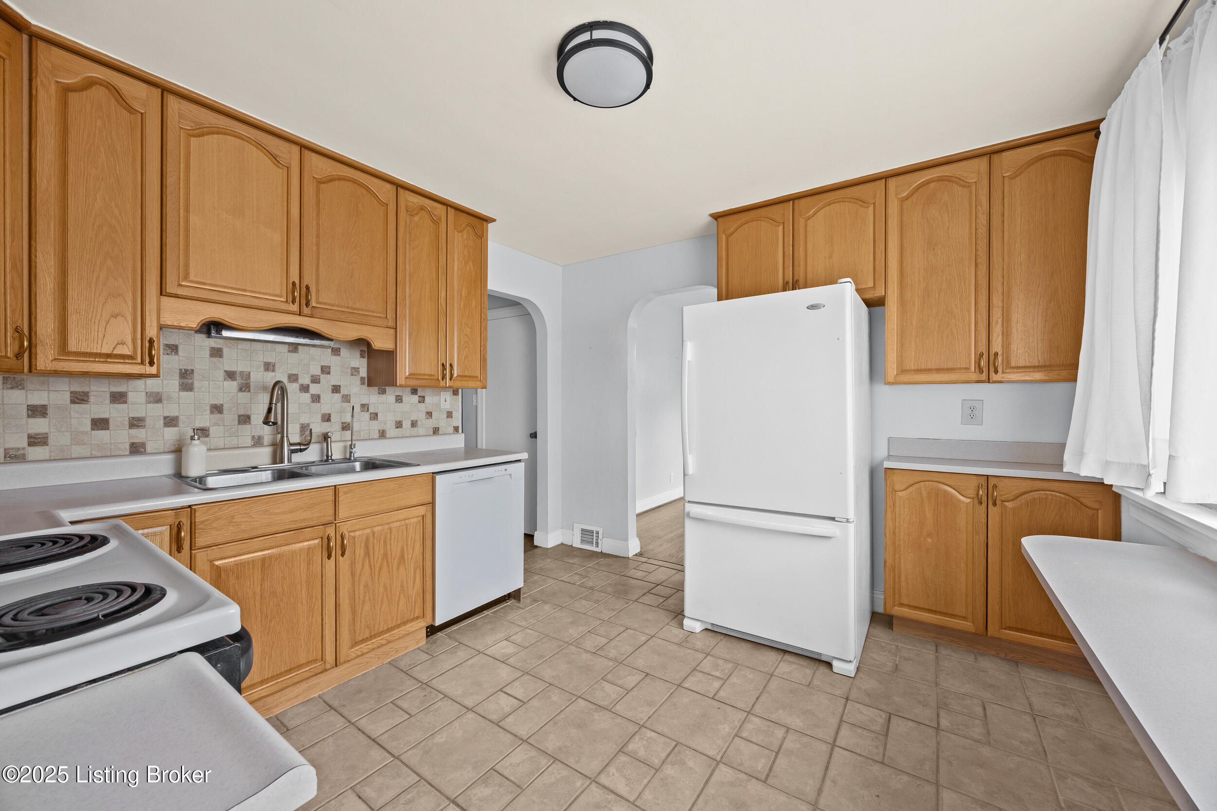 1109 Forrest View Dr