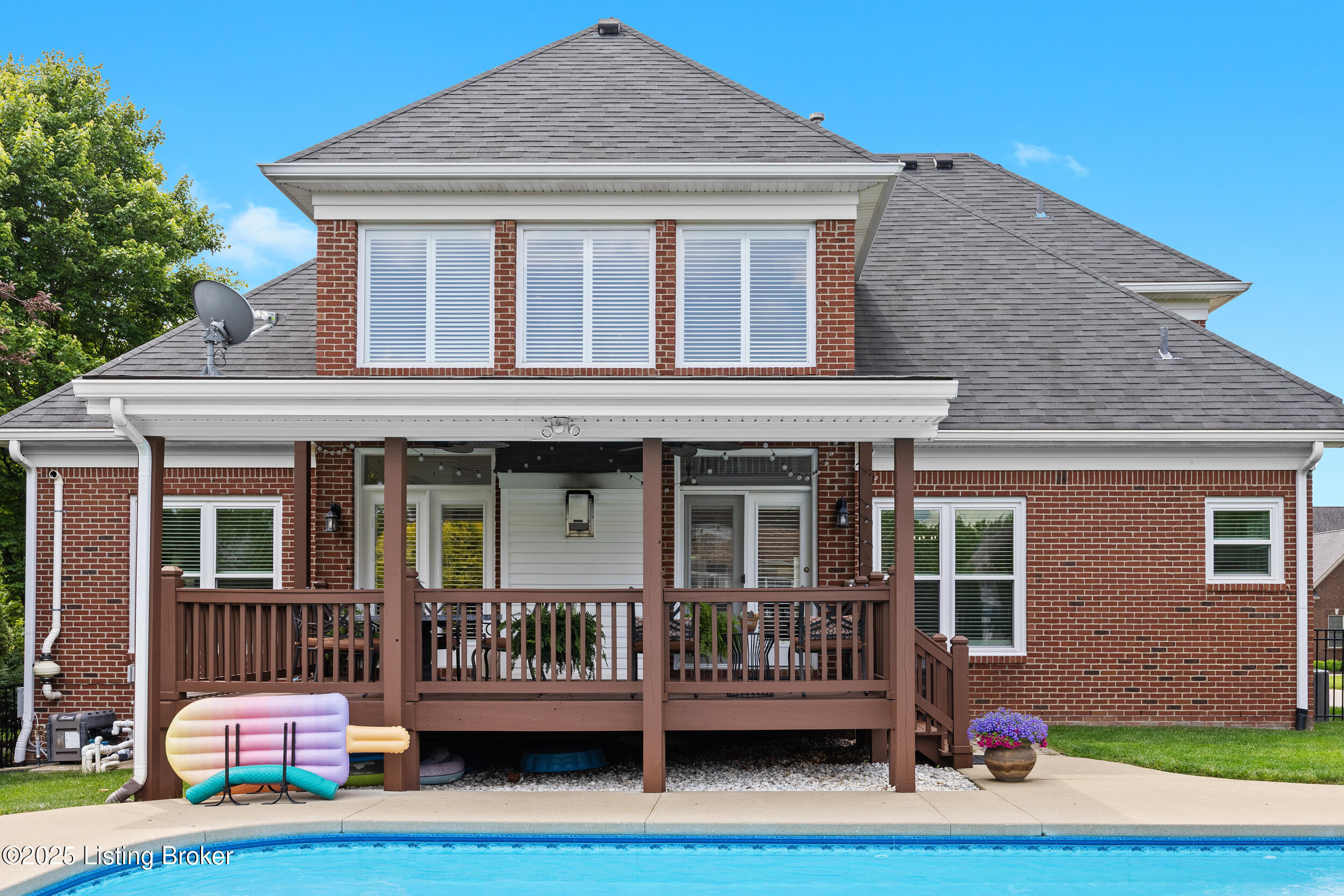 2208 Claymore Cir