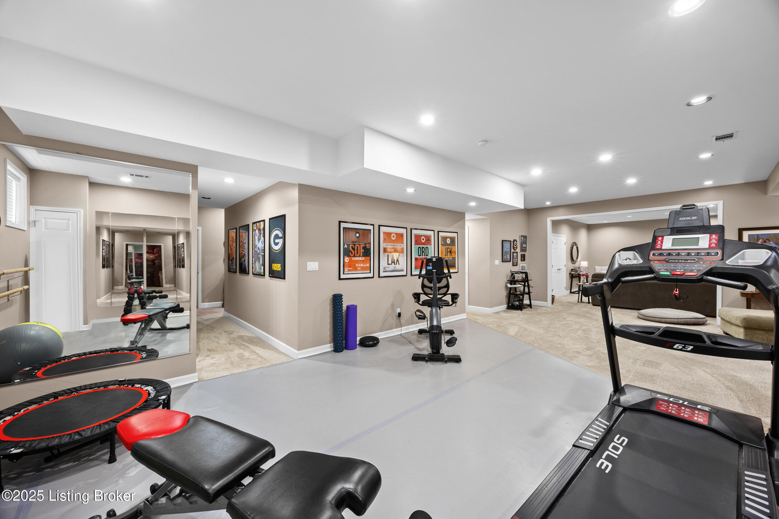 2208 Claymore Cir