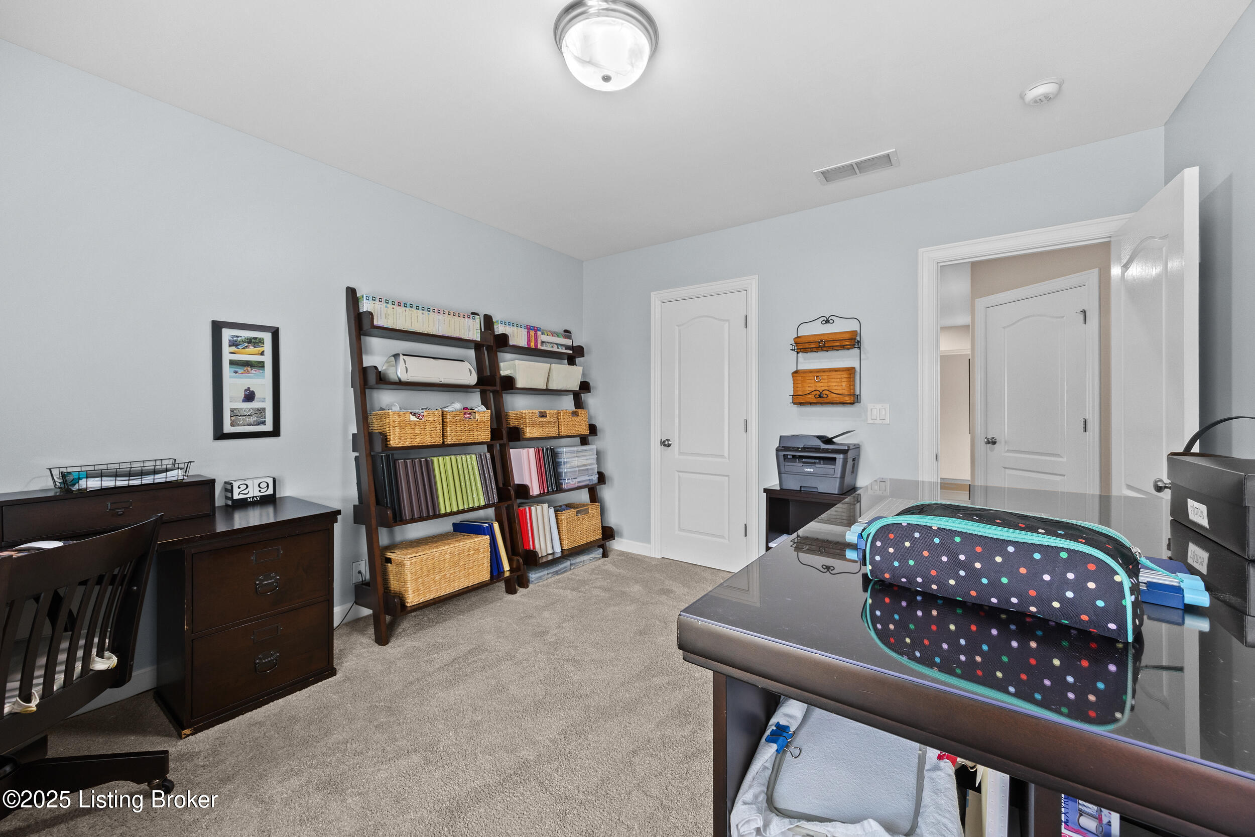 2208 Claymore Cir