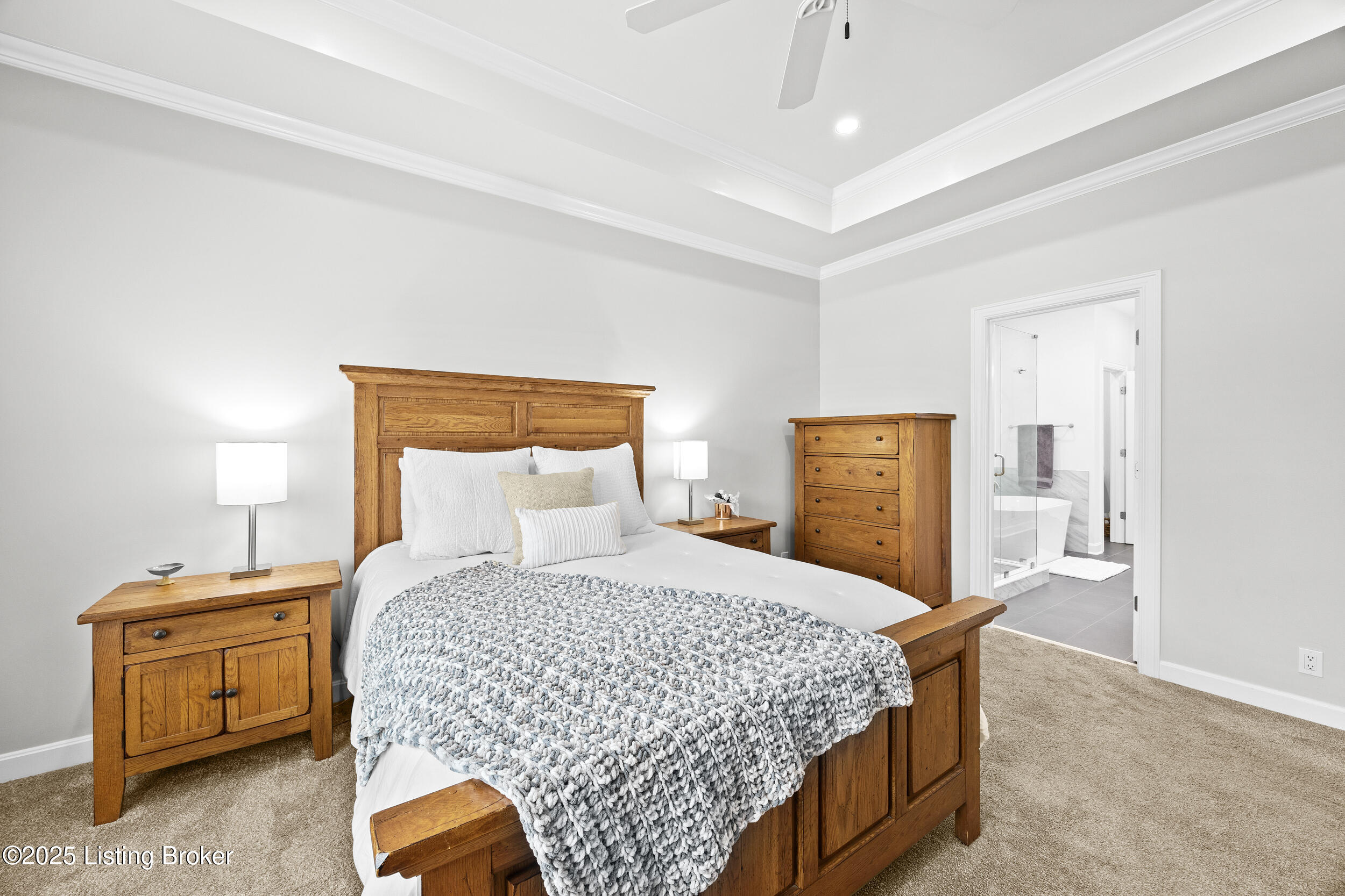 2208 Claymore Cir