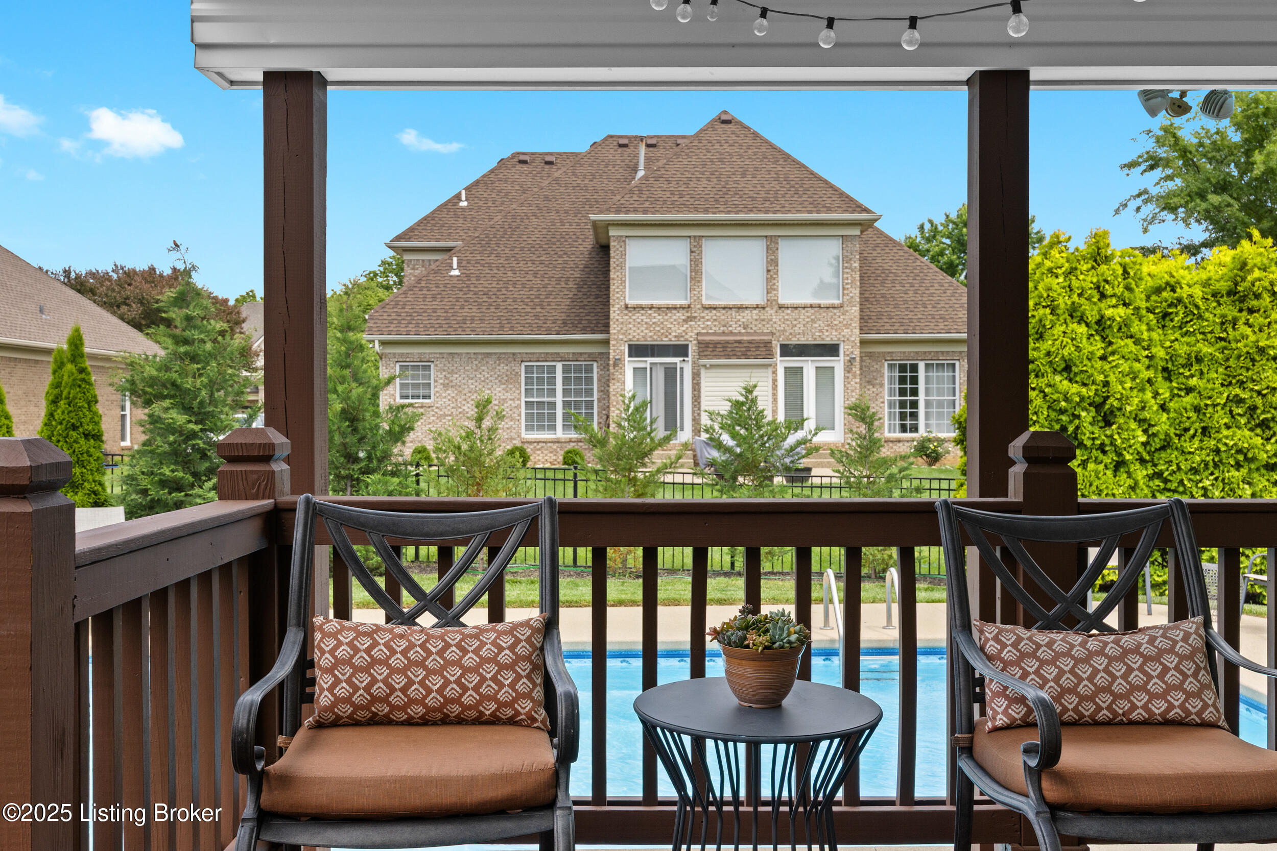 2208 Claymore Cir