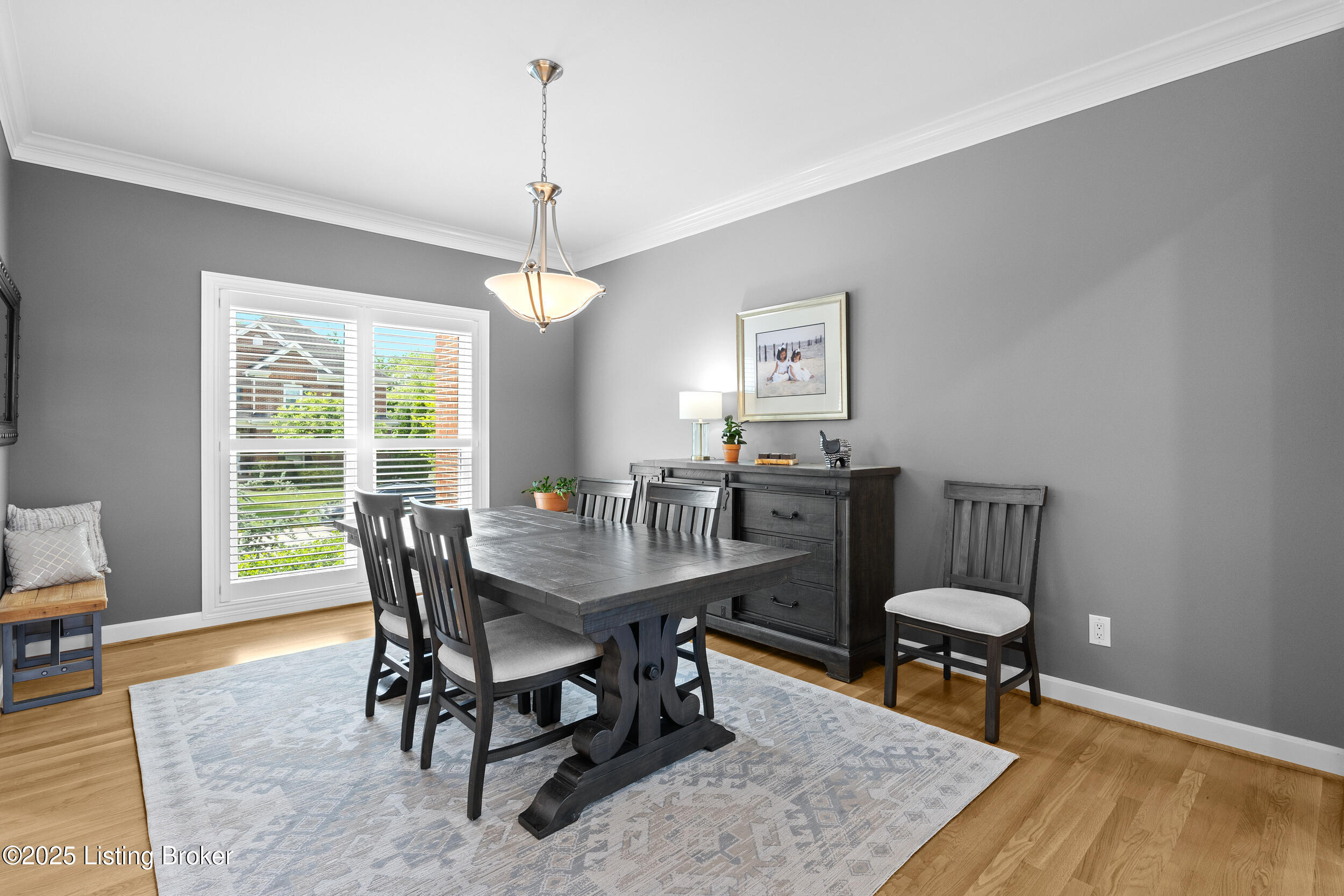 2208 Claymore Cir