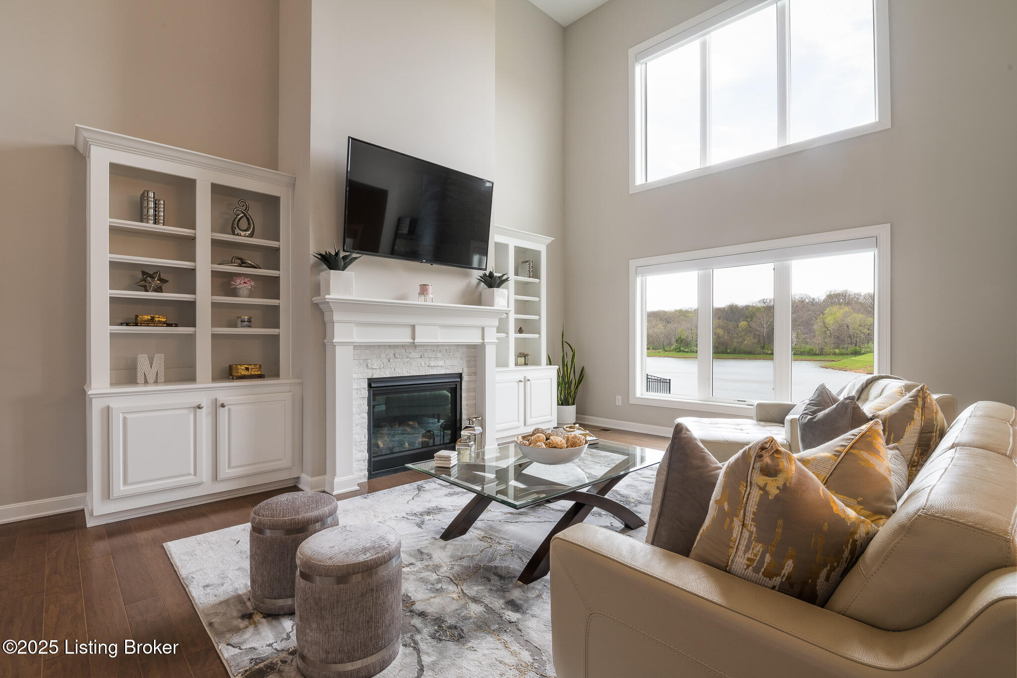 2004 Scenic Lakes Dr