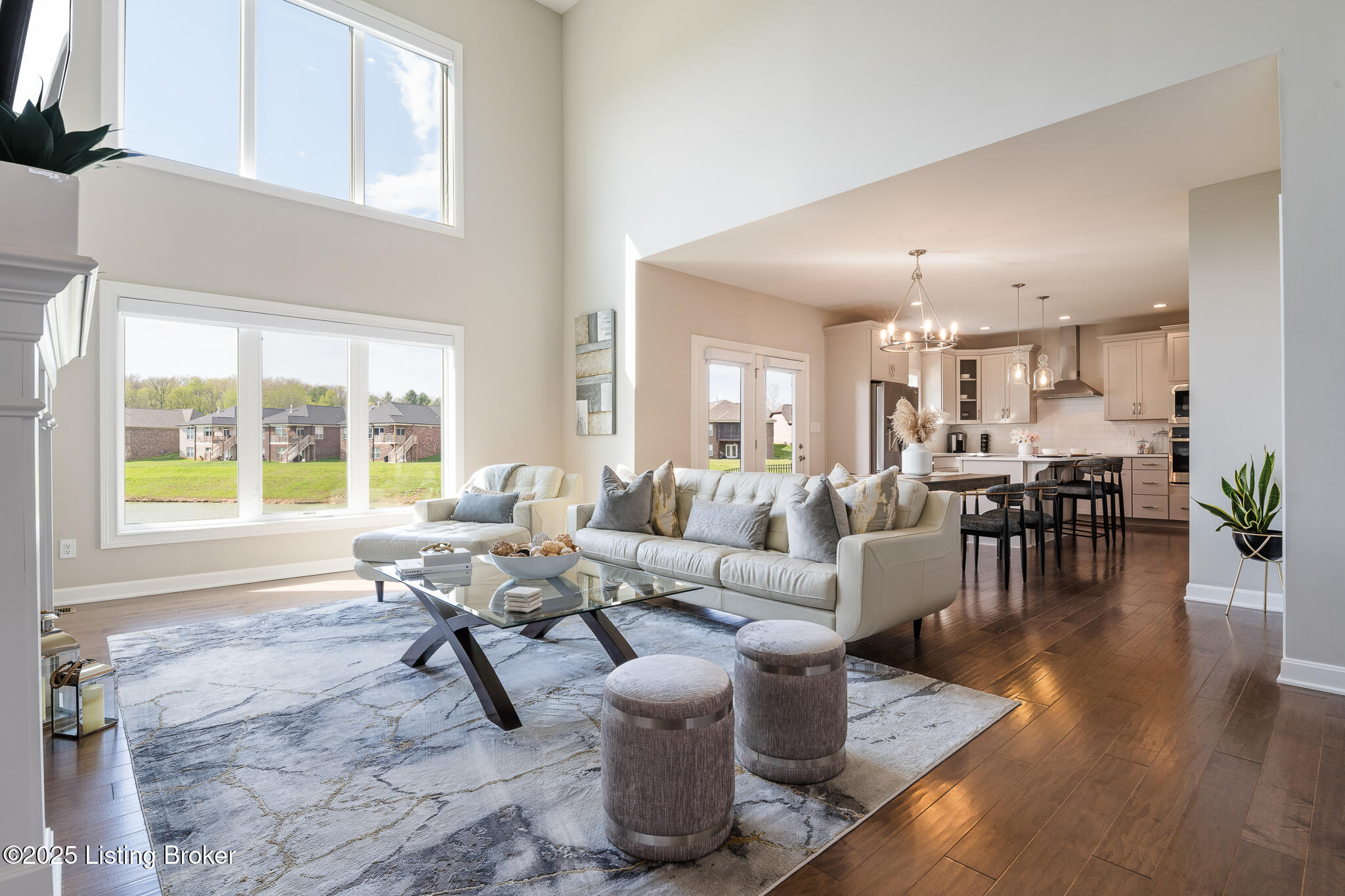 2004 Scenic Lakes Dr