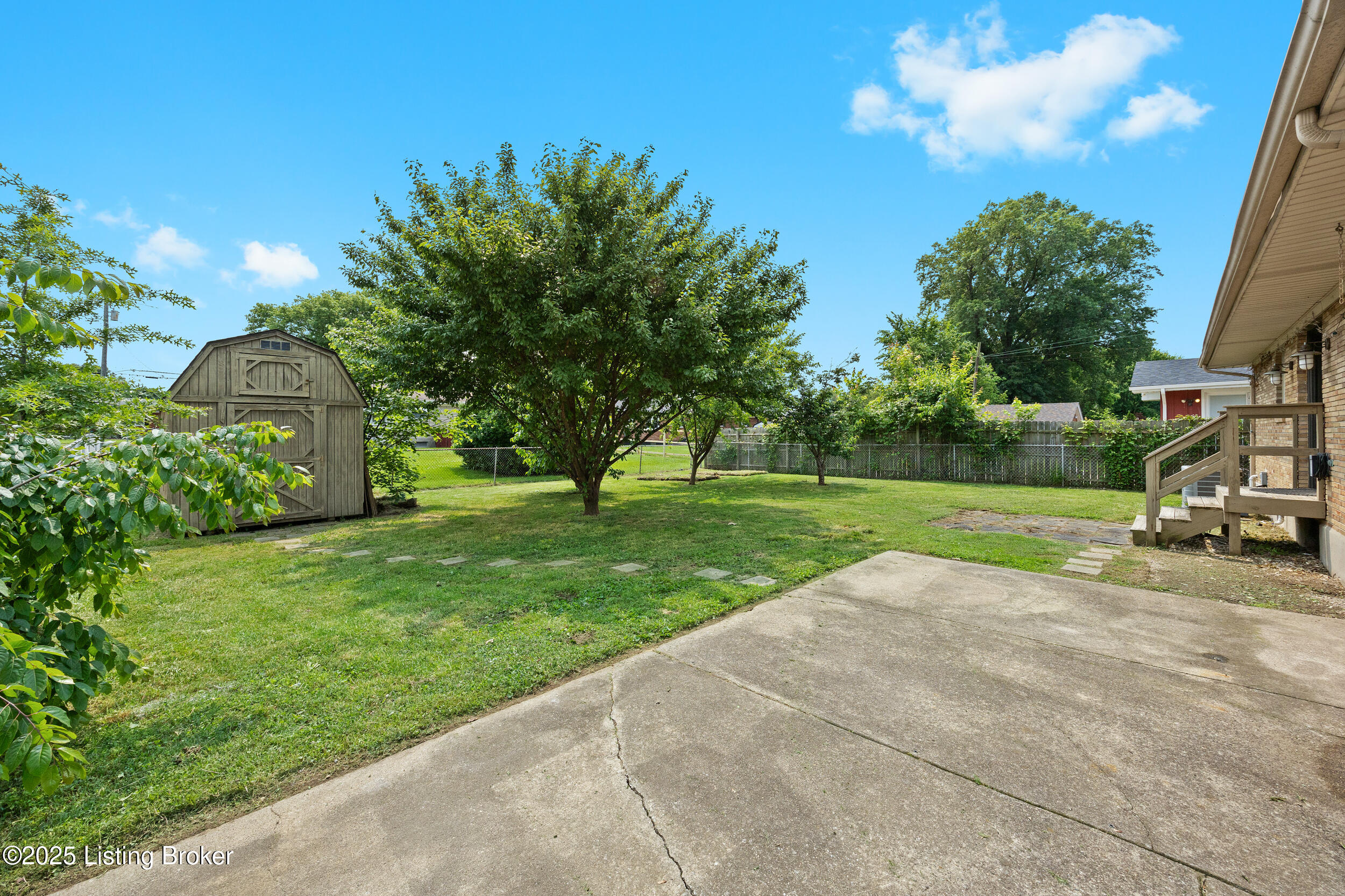 4205 Estate Dr
