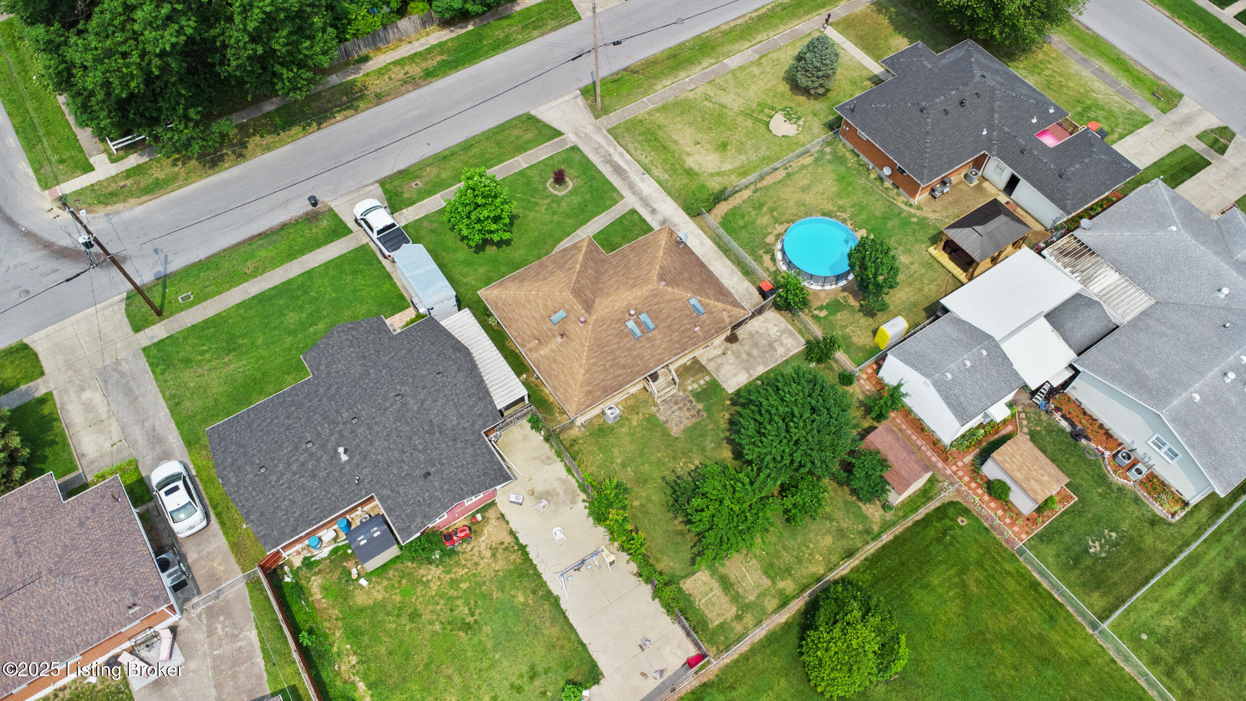 4205 Estate Dr