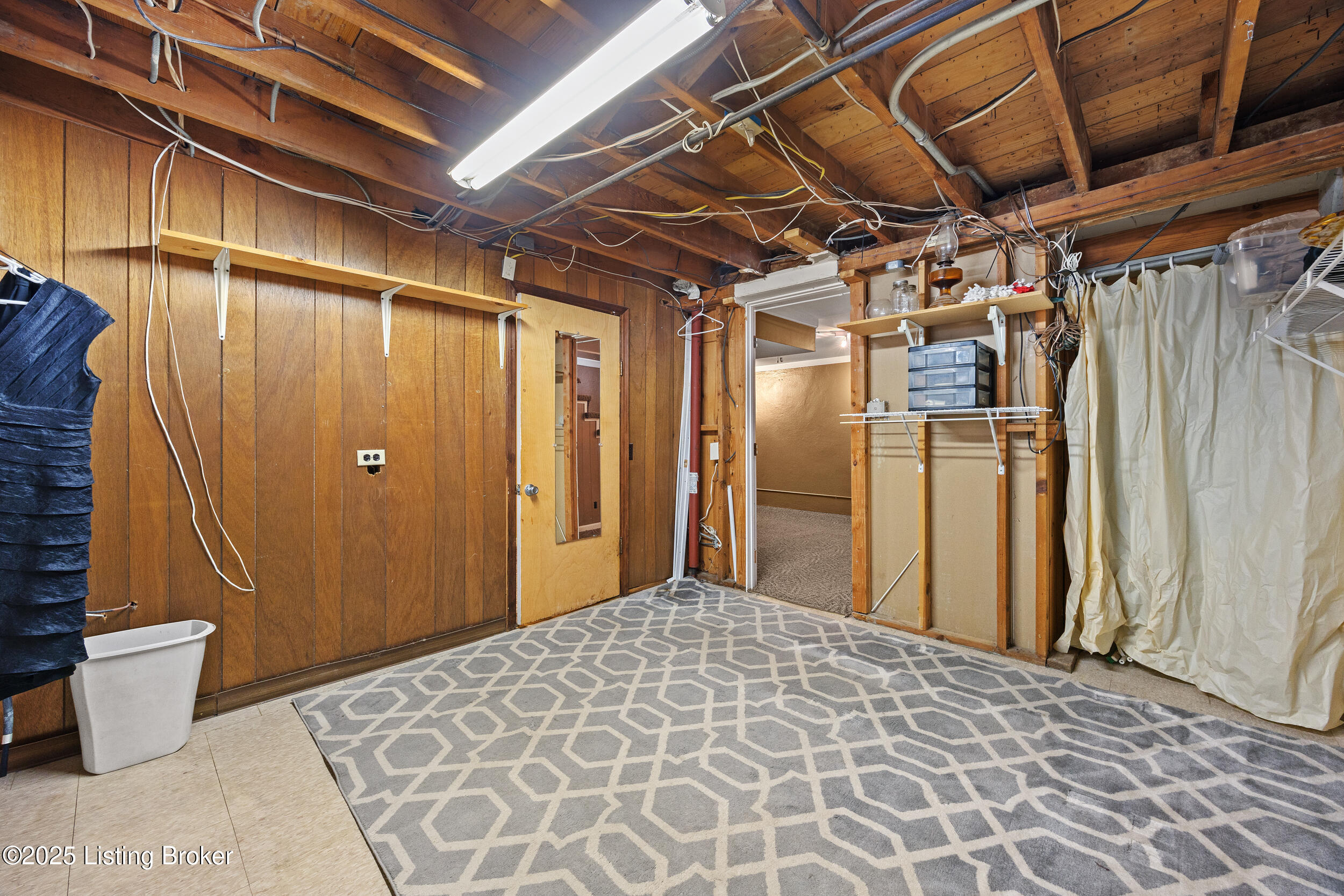 4205 Estate Dr