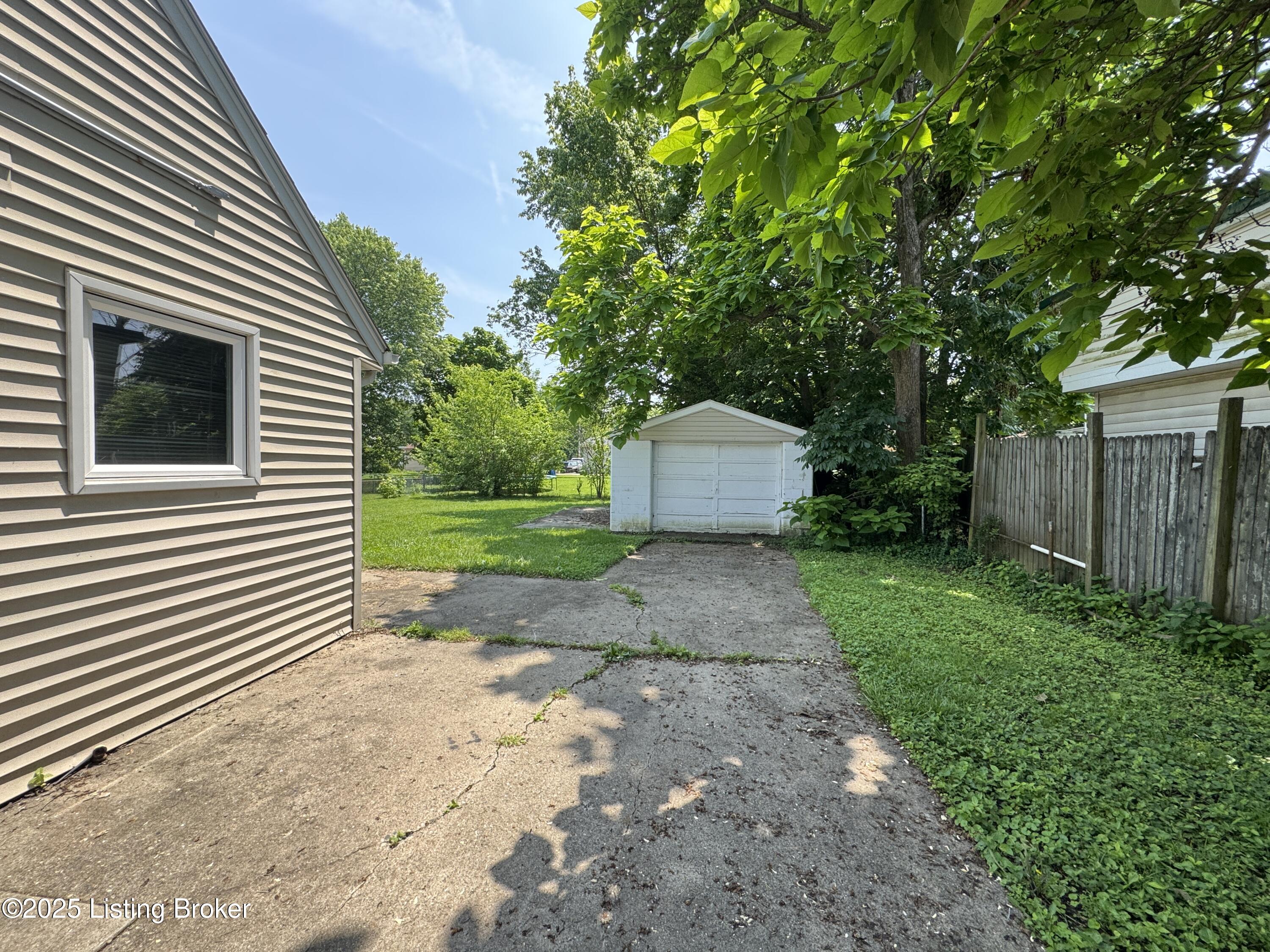 13332 Forge Cir