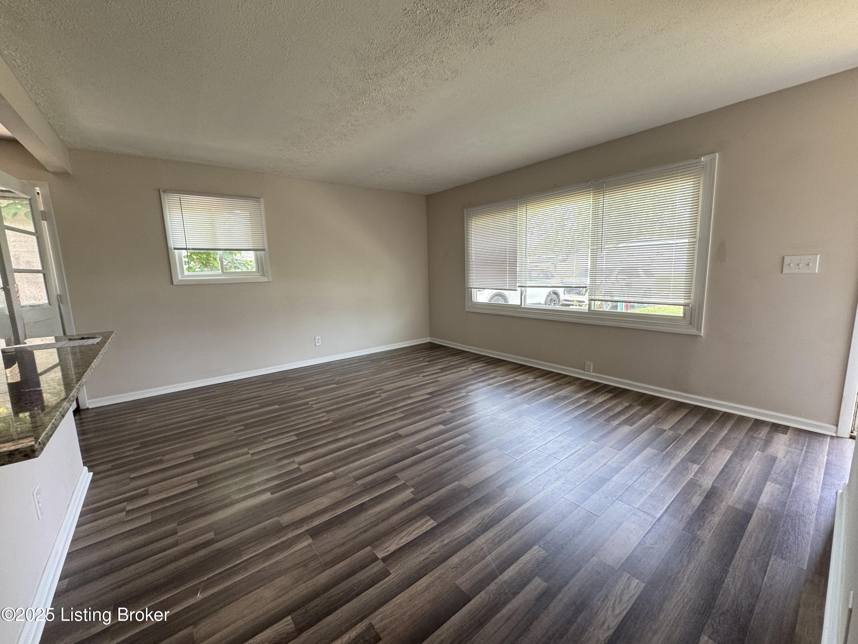 13332 Forge Cir