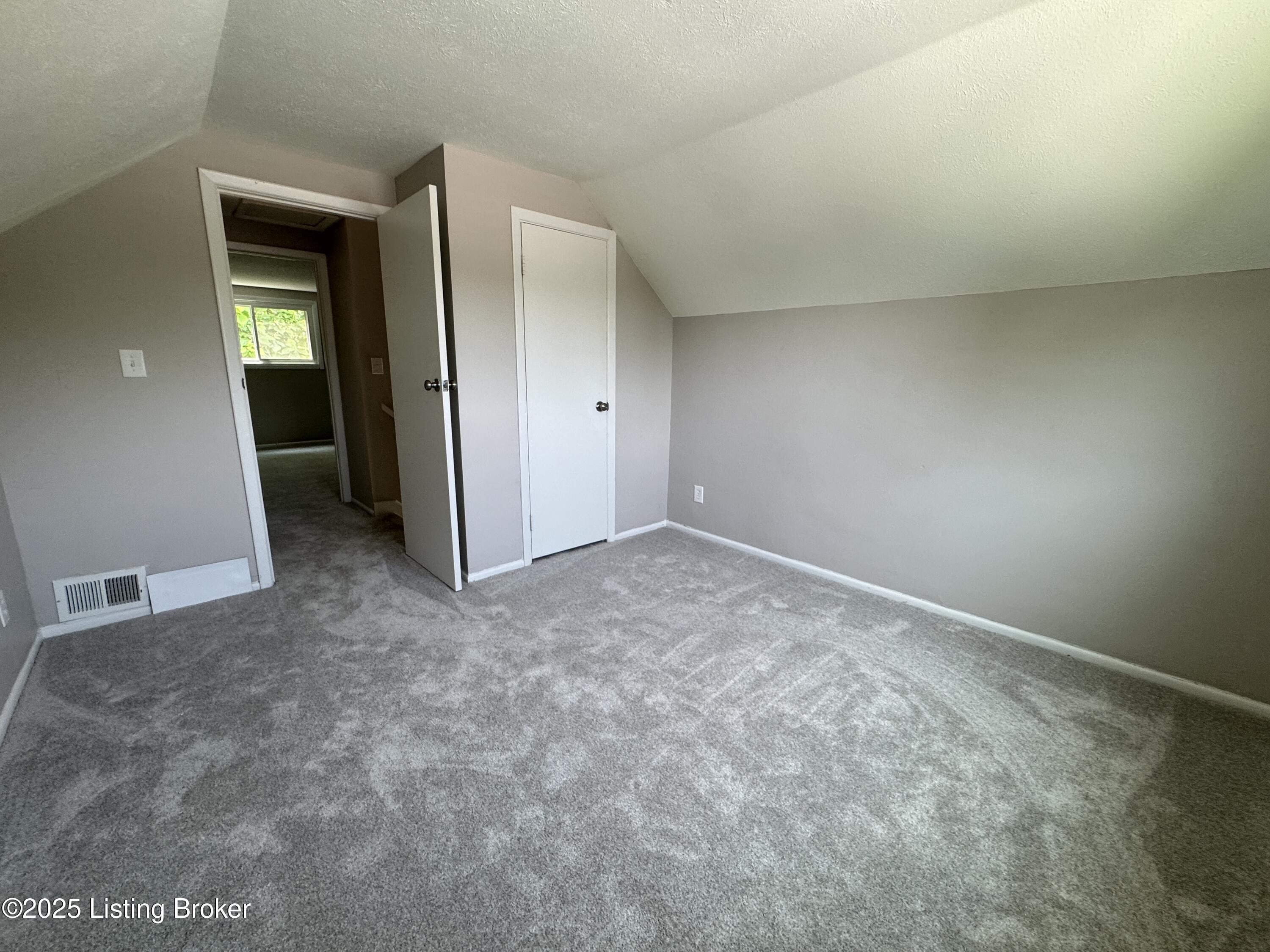 13332 Forge Cir