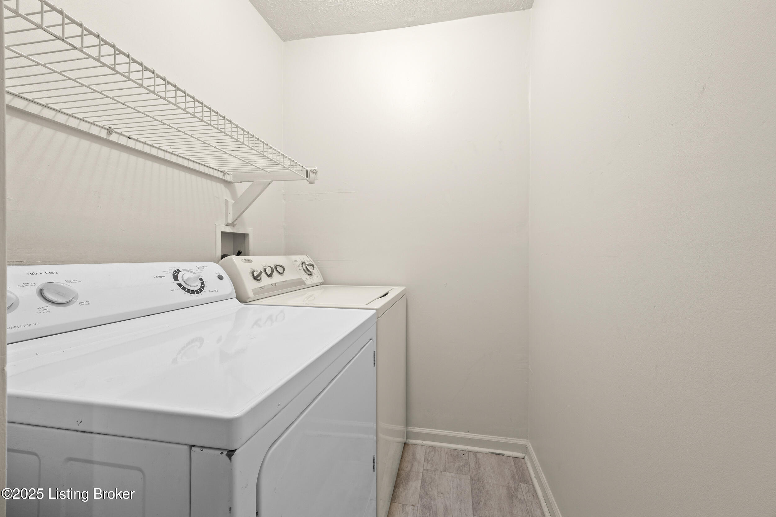 7050 Wildwood Cir, 103