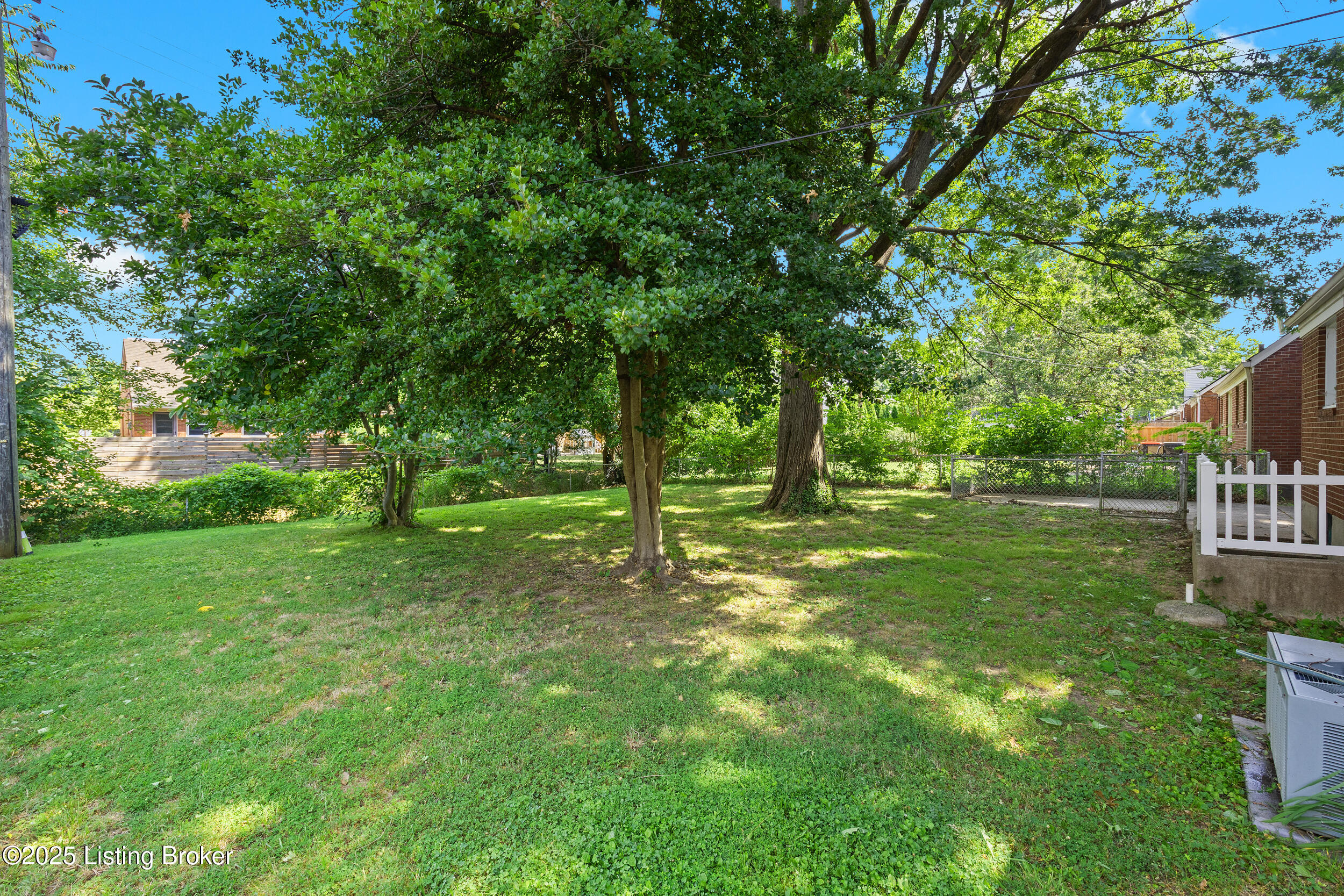3409 Bryan Way