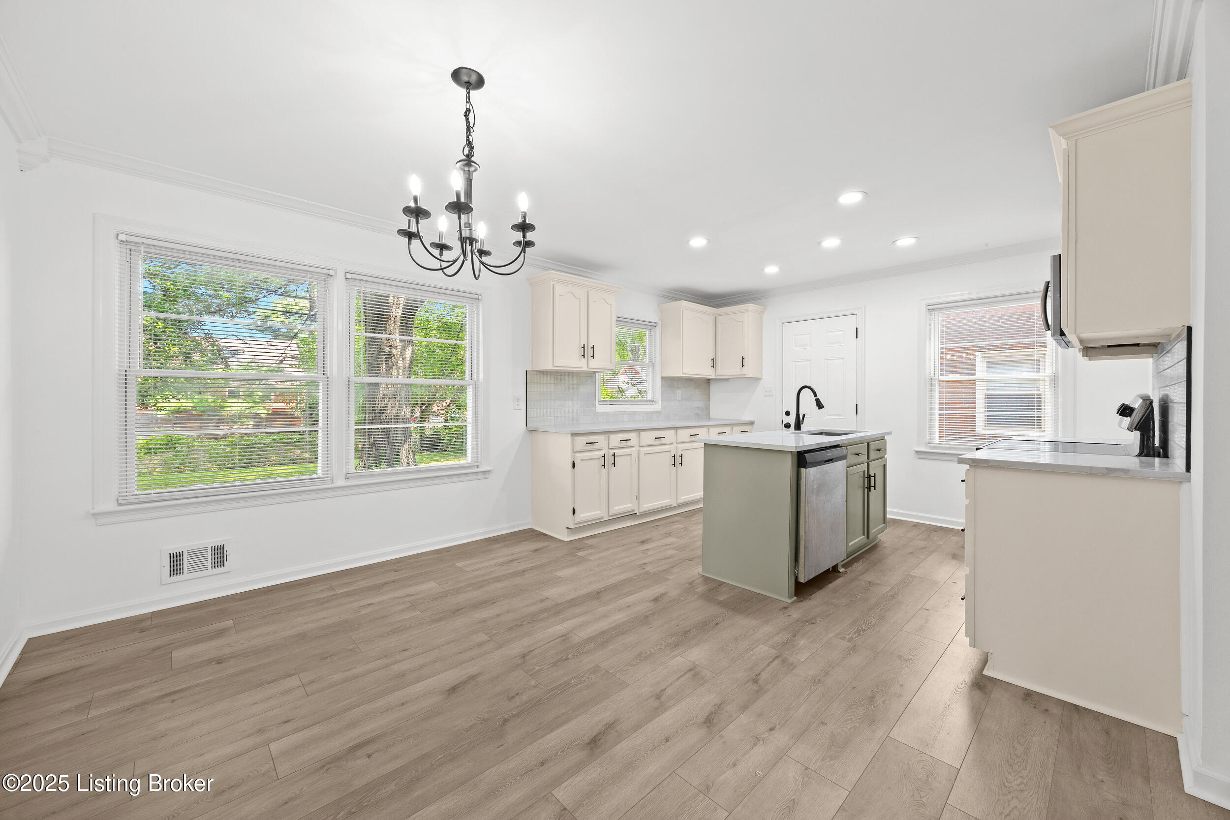 3409 Bryan Way