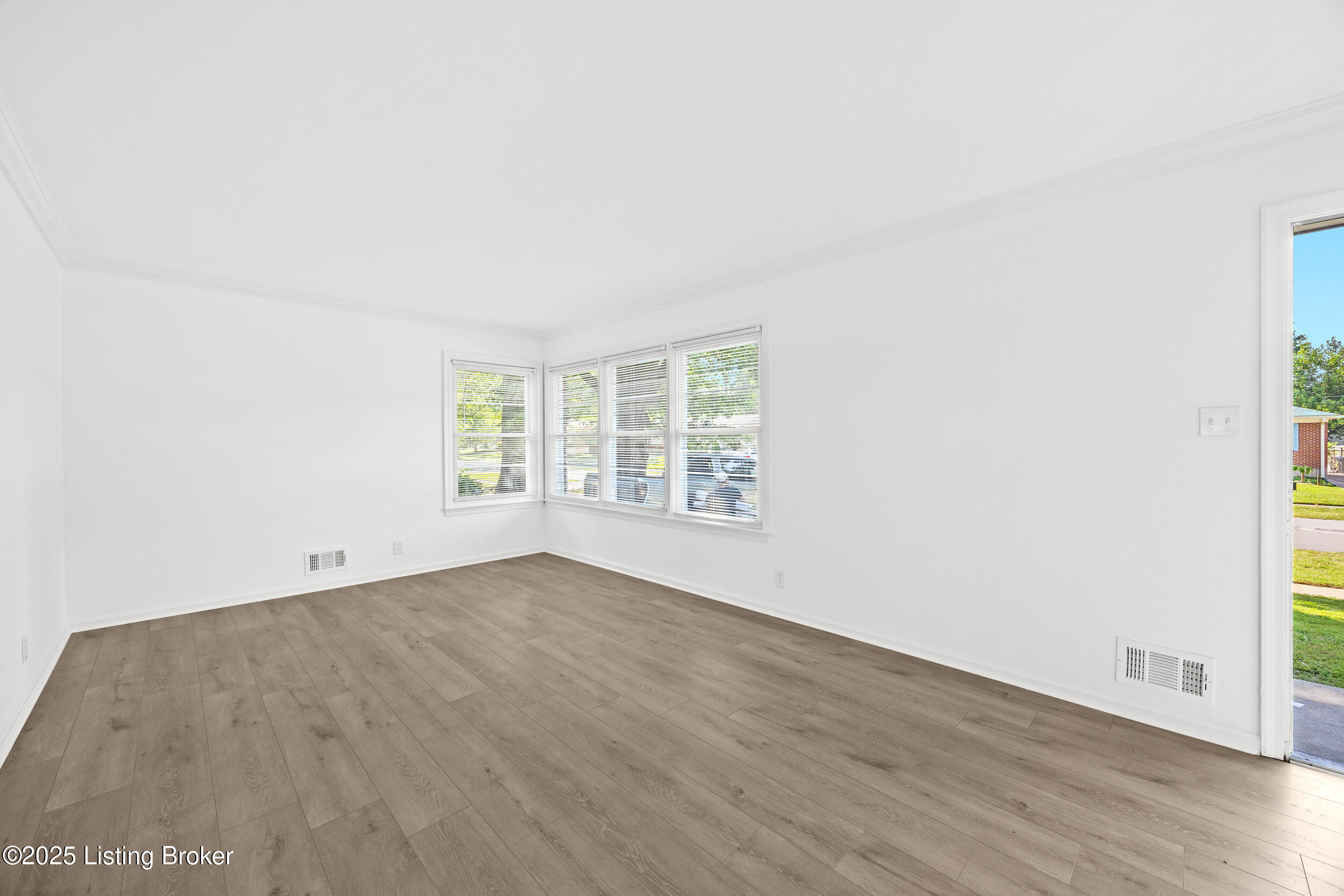 3409 Bryan Way