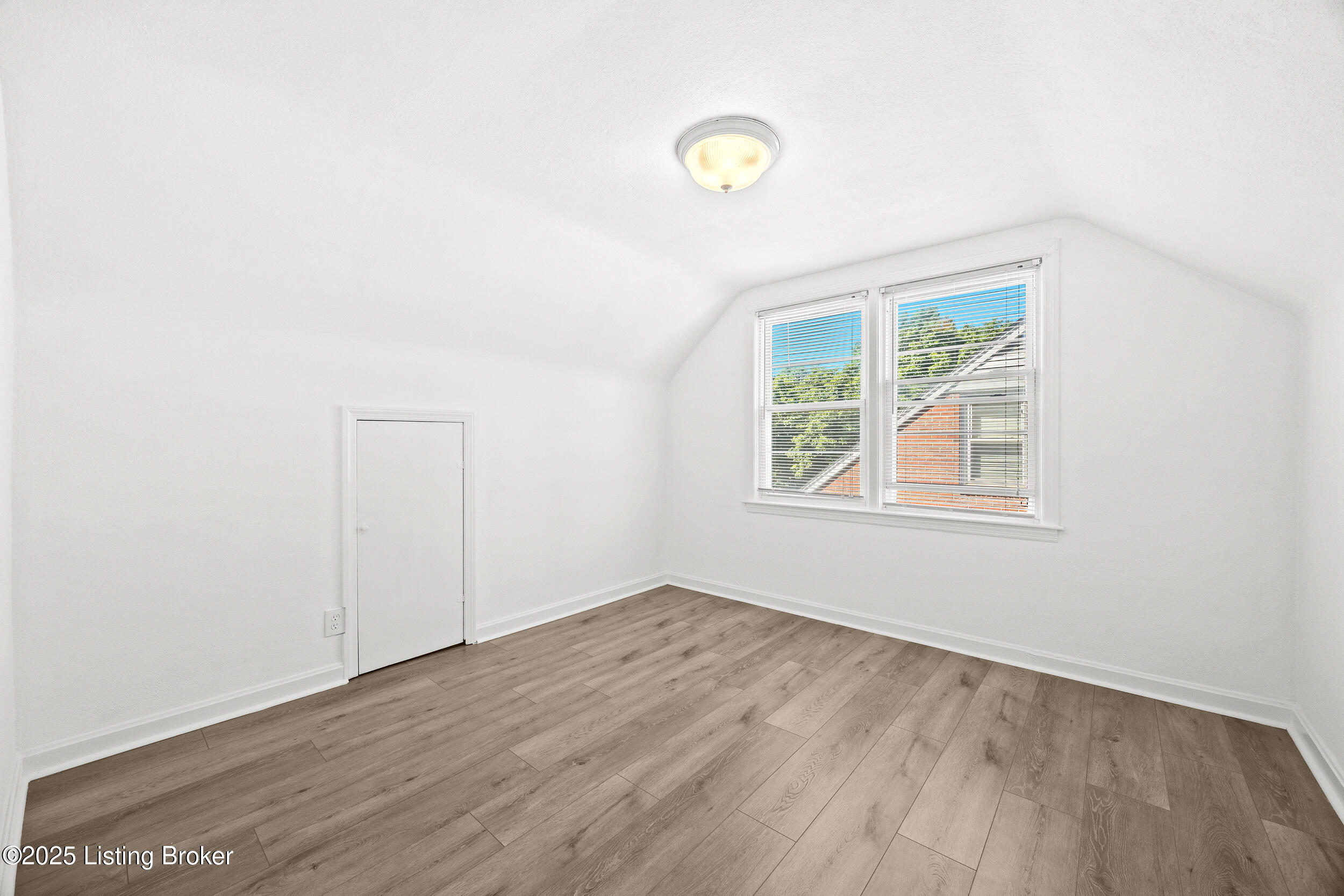 3409 Bryan Way
