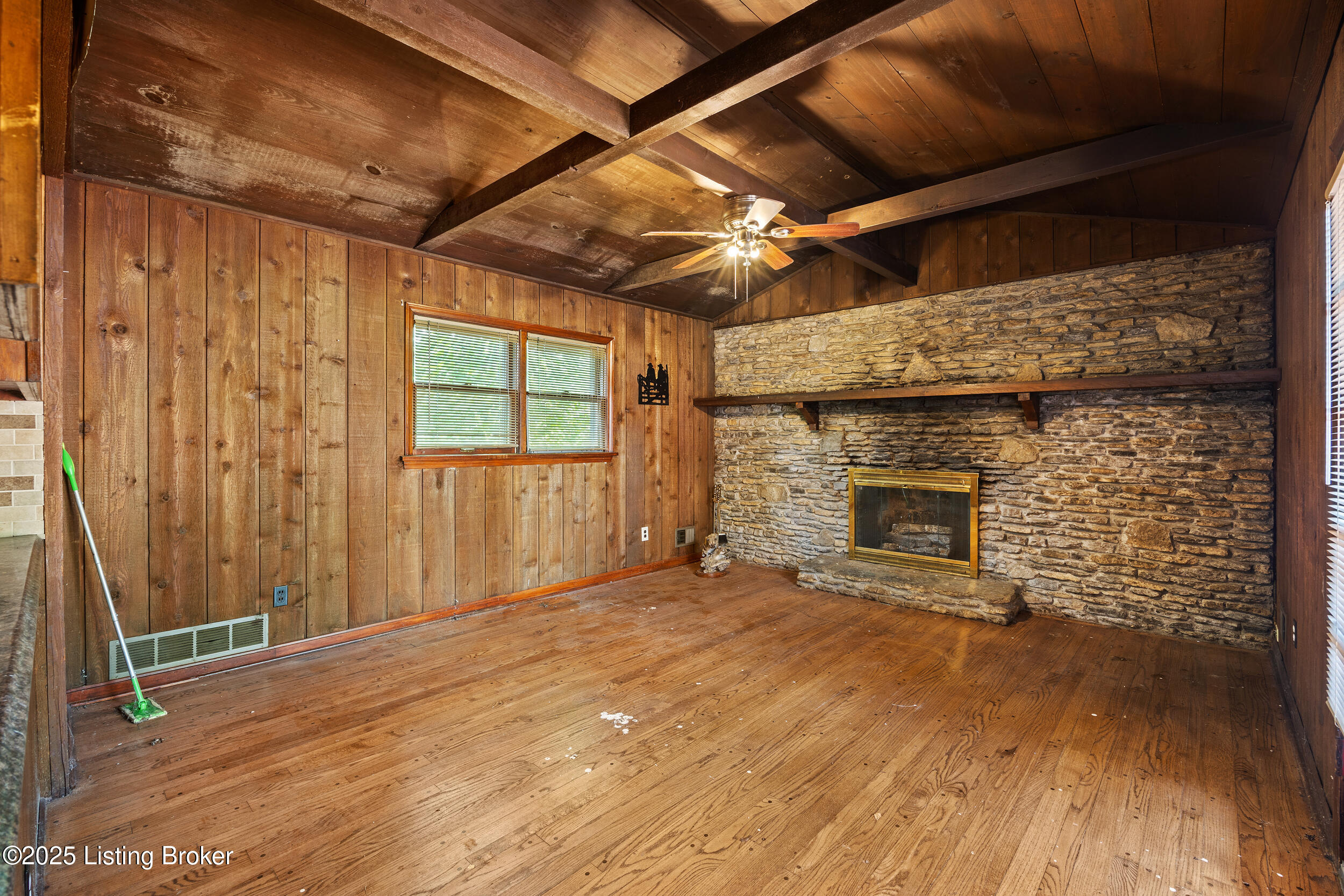 14821 Old Taylorsville Rd