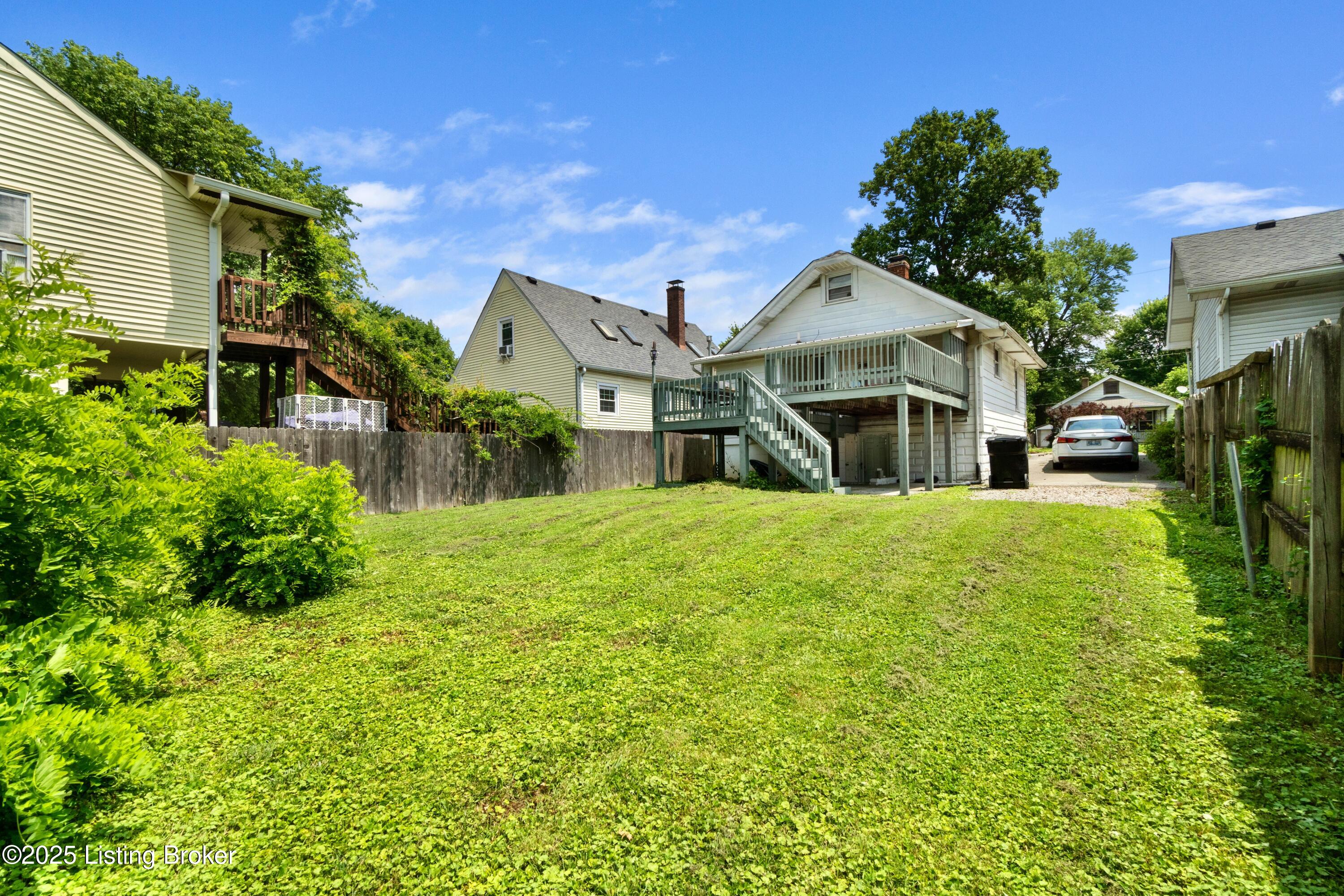 4012 Henderson Ave