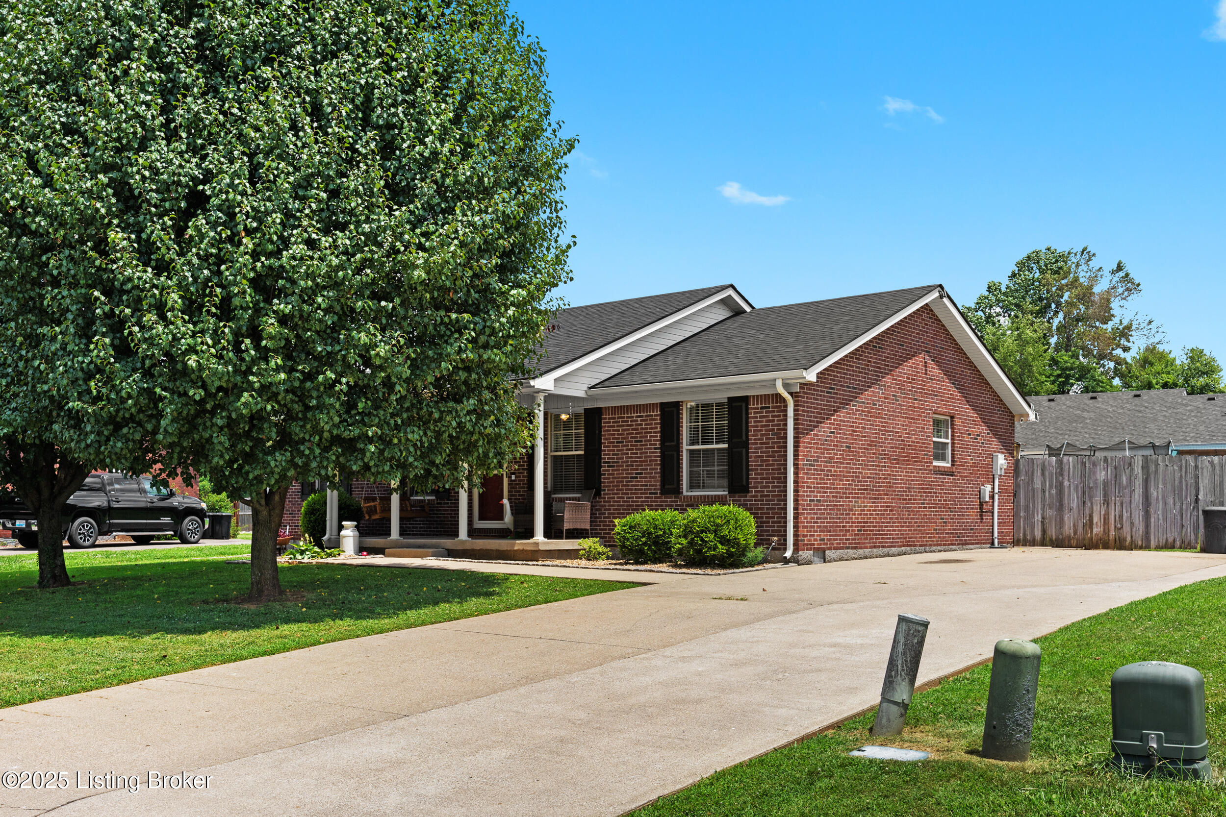 104 Ballard Springs Ct