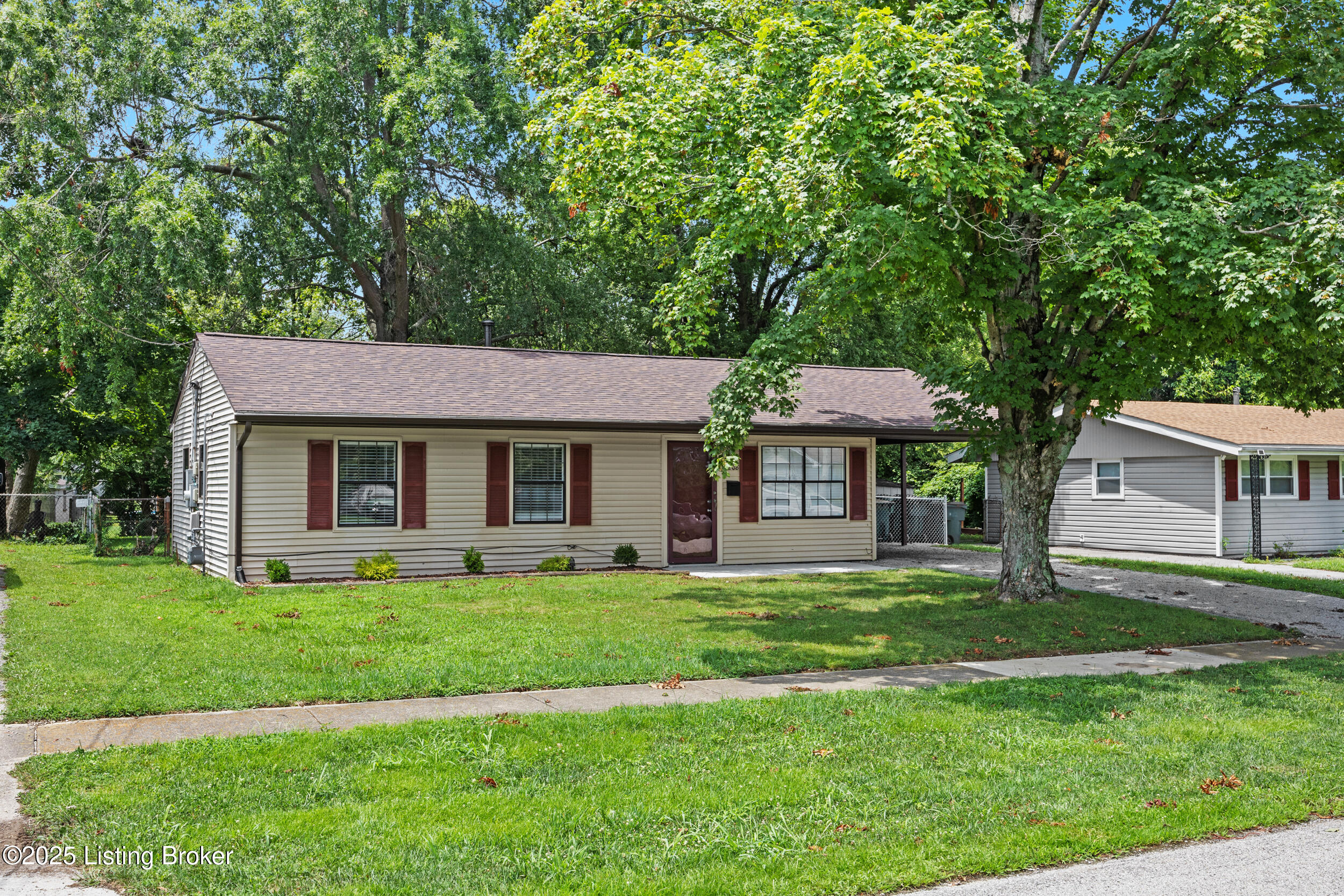 4208 Leo Ln