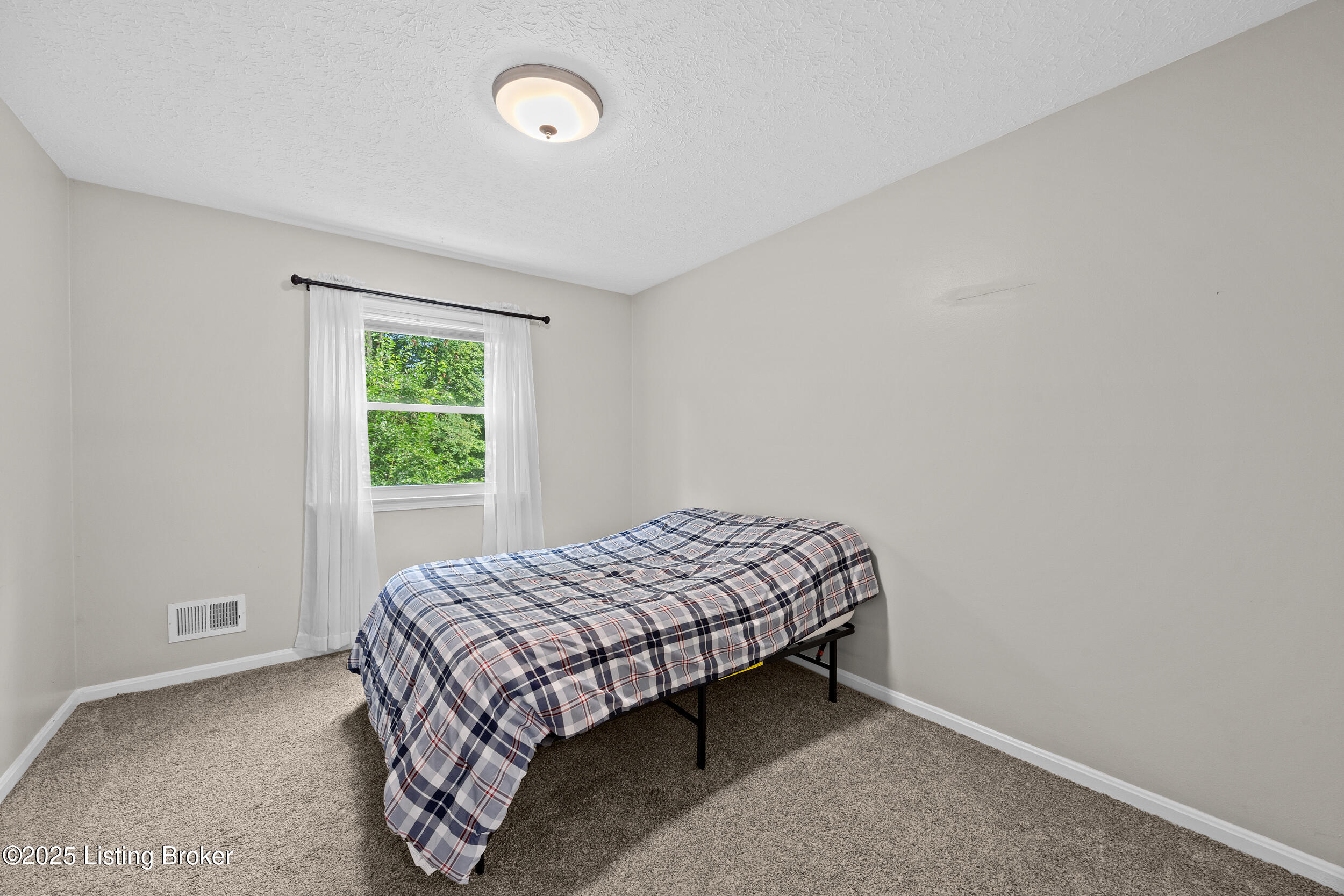 10101 Westwego Pl