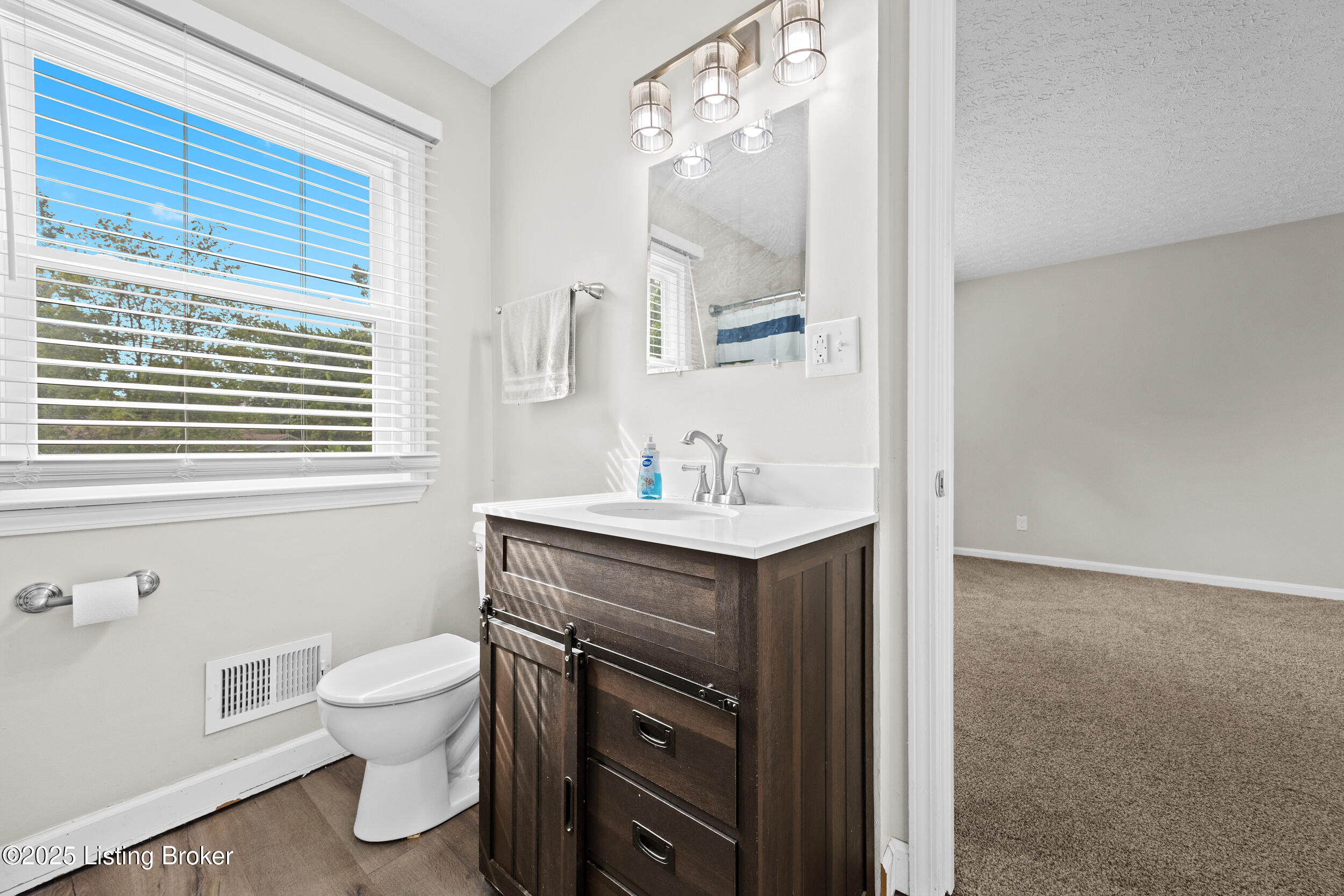 10101 Westwego Pl