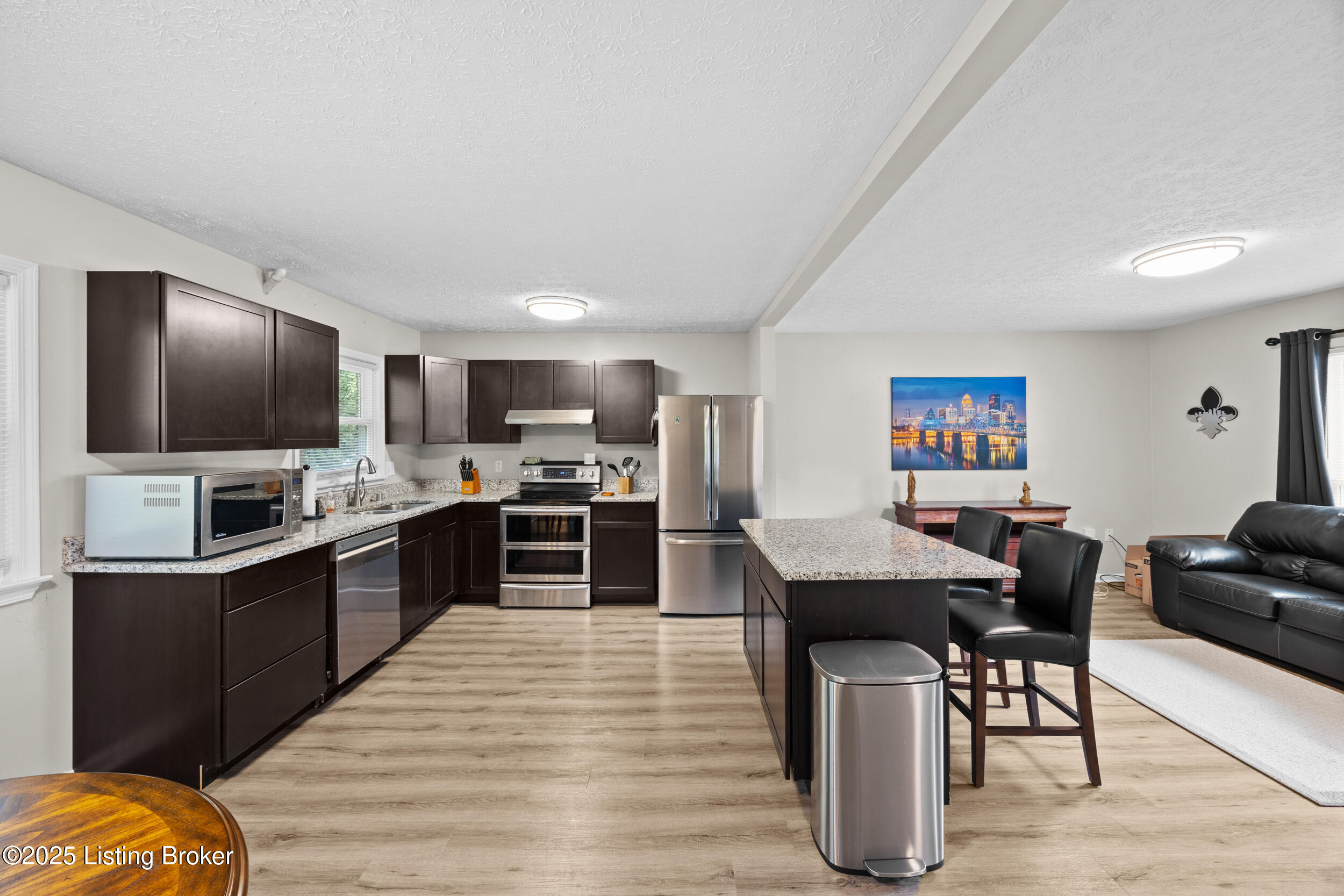 10101 Westwego Pl