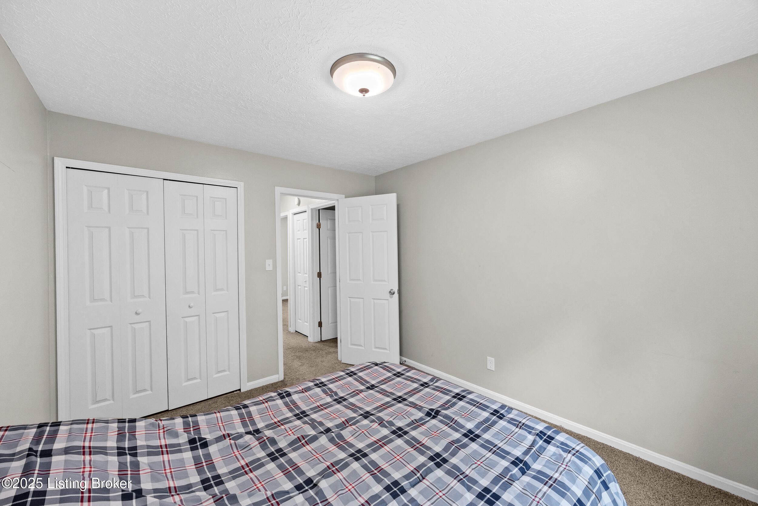 10101 Westwego Pl