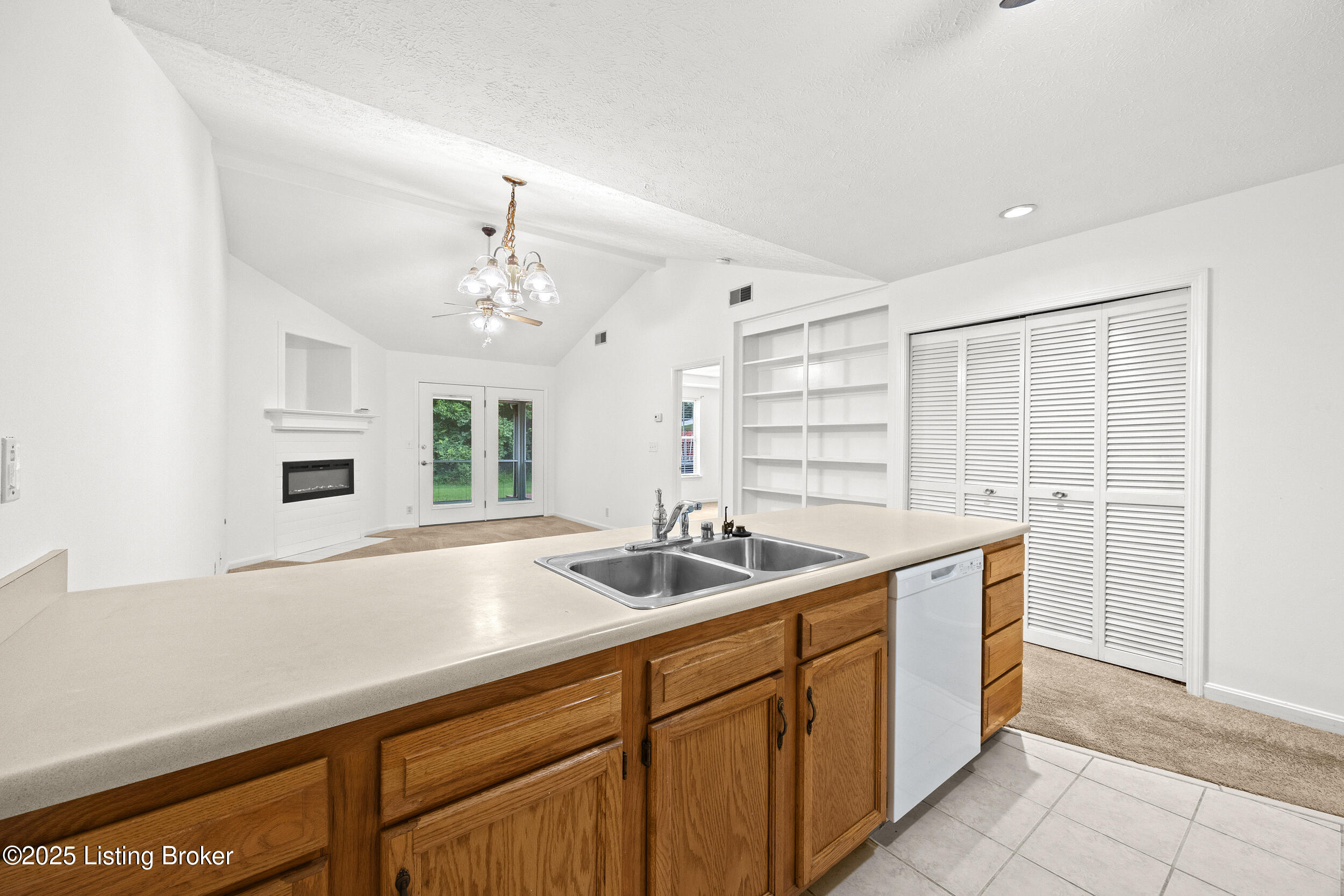 12403 Spring Meadow Dr