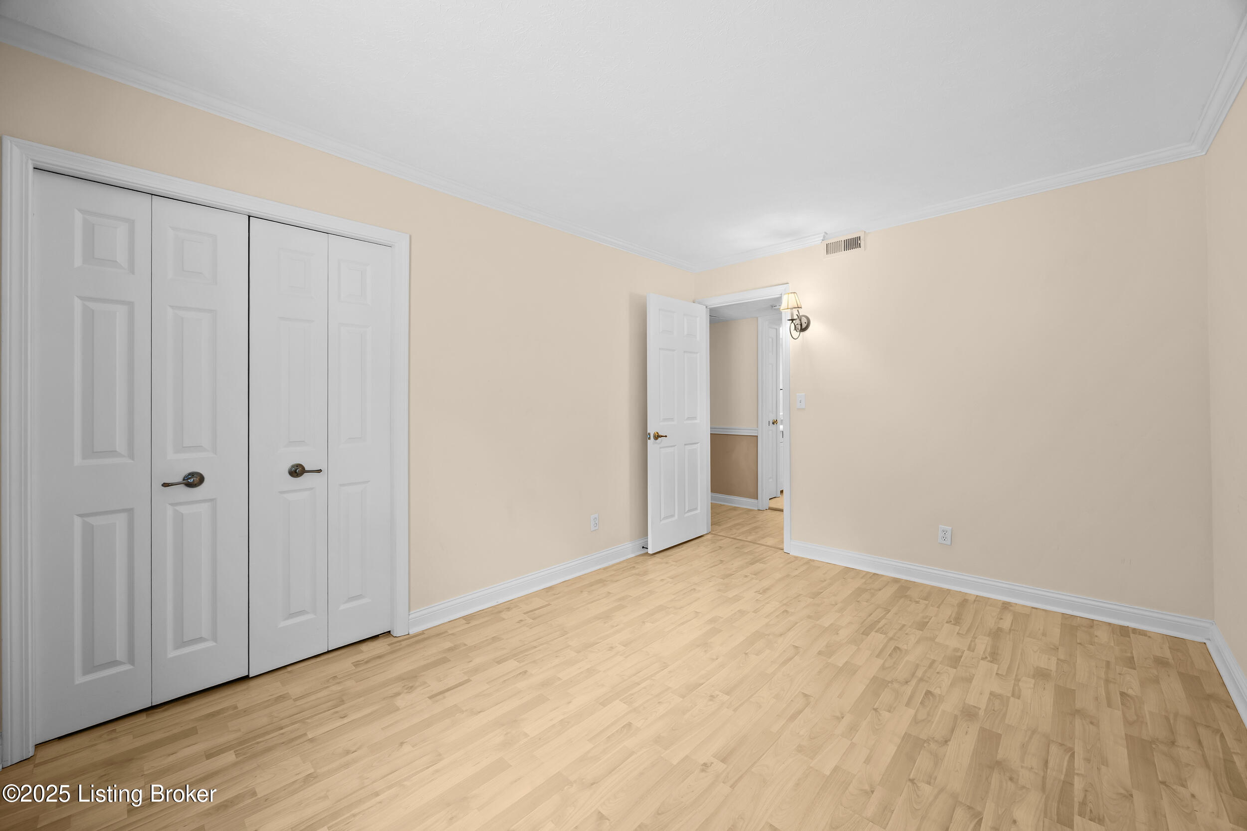 728 Zorn Ave, 12