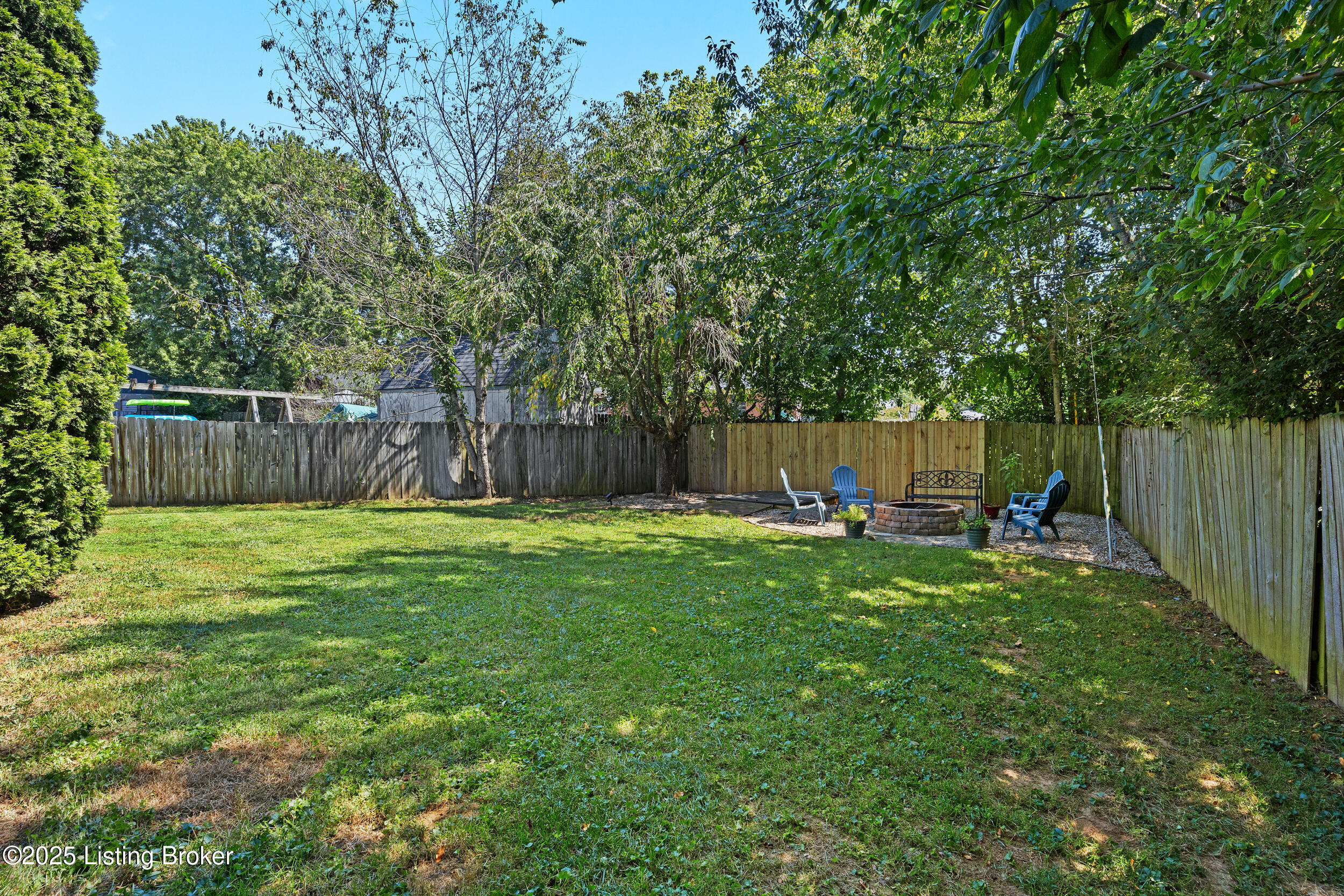 6904 Jessica Ct