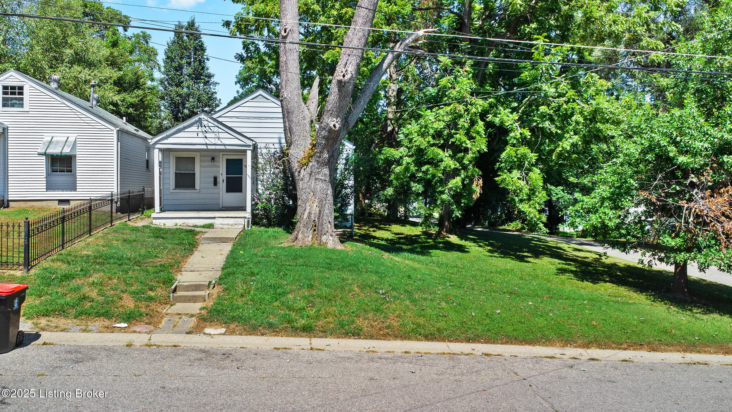 1603 Haskin Ave