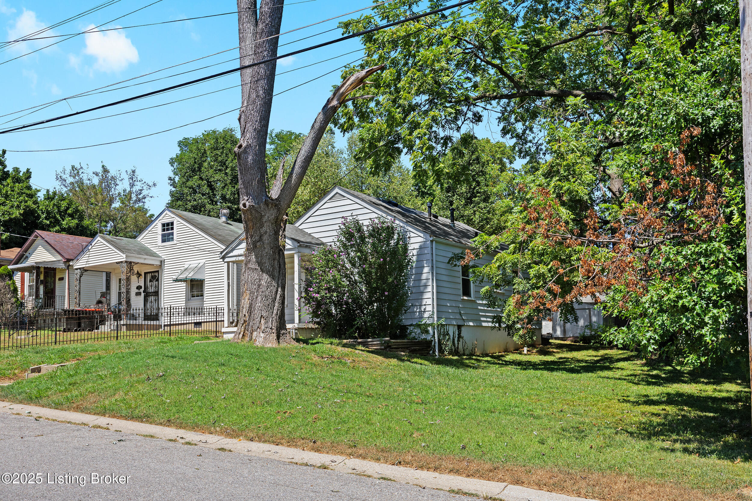 1603 Haskin Ave