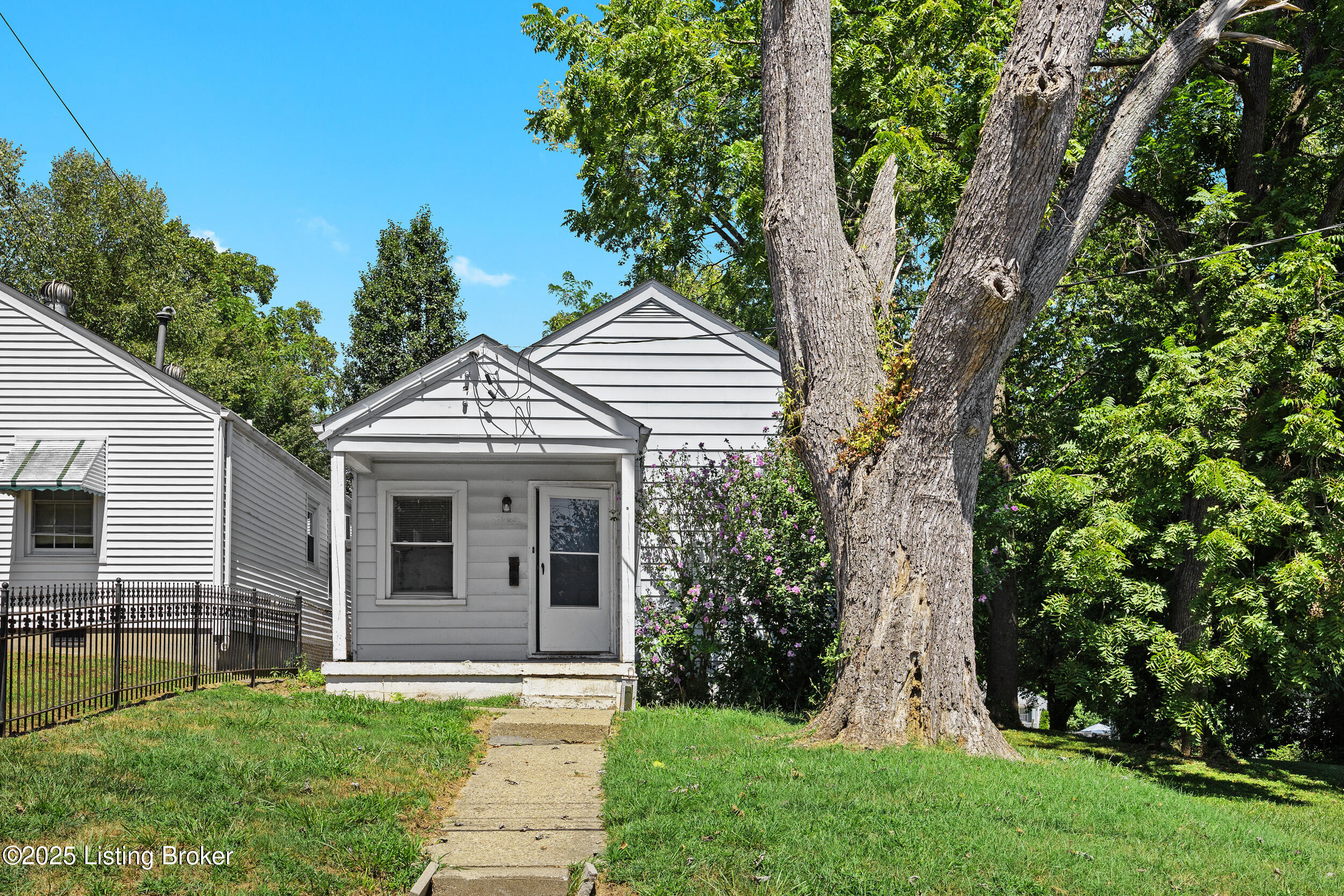 1603 Haskin Ave