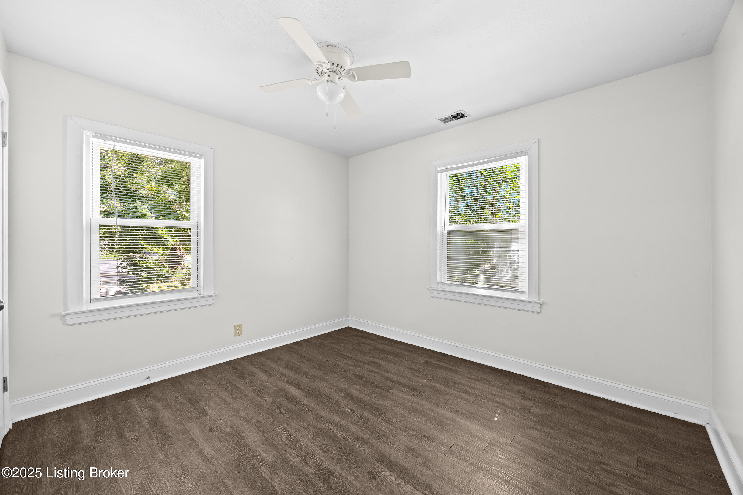 1603 Haskin Ave