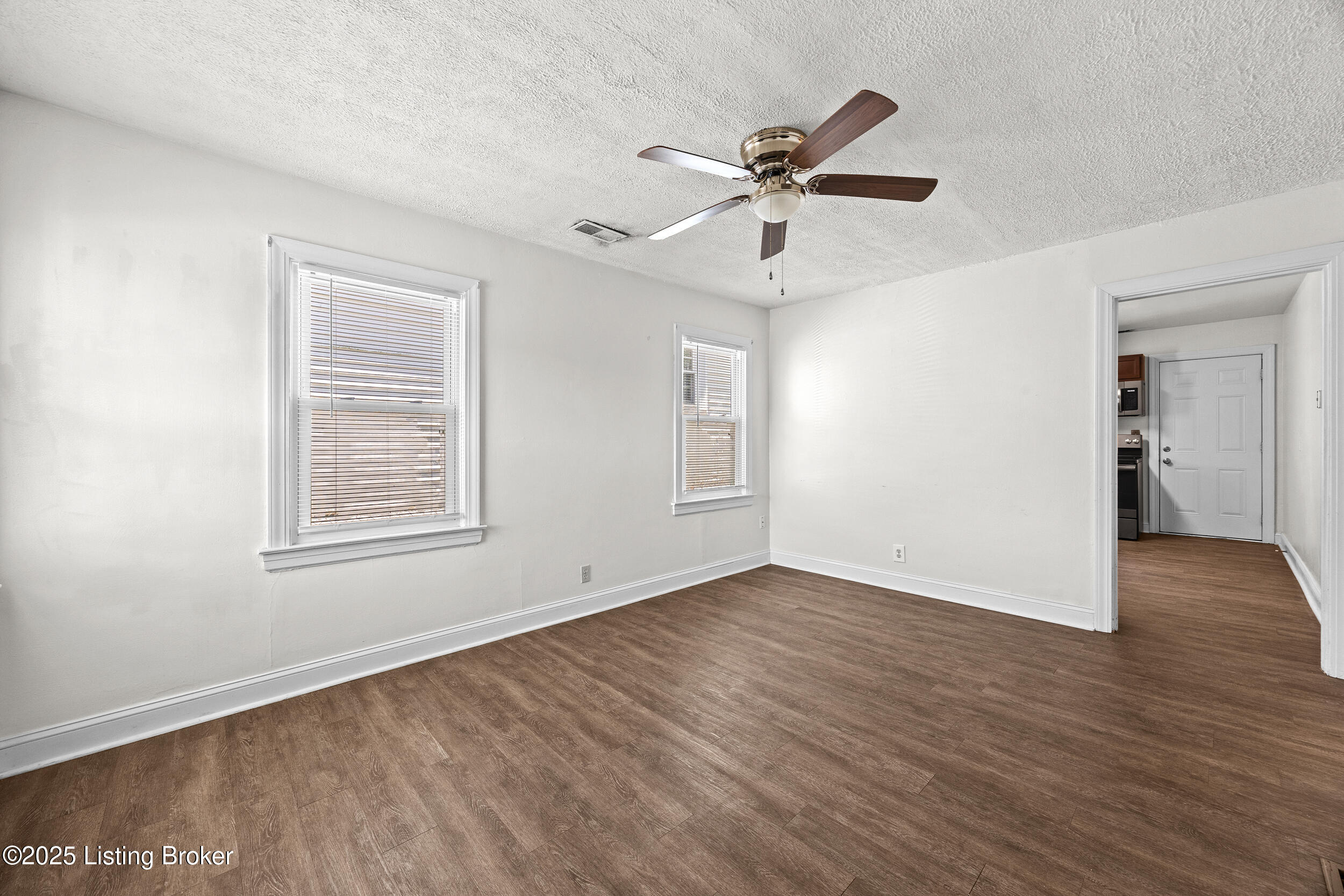 1603 Haskin Ave