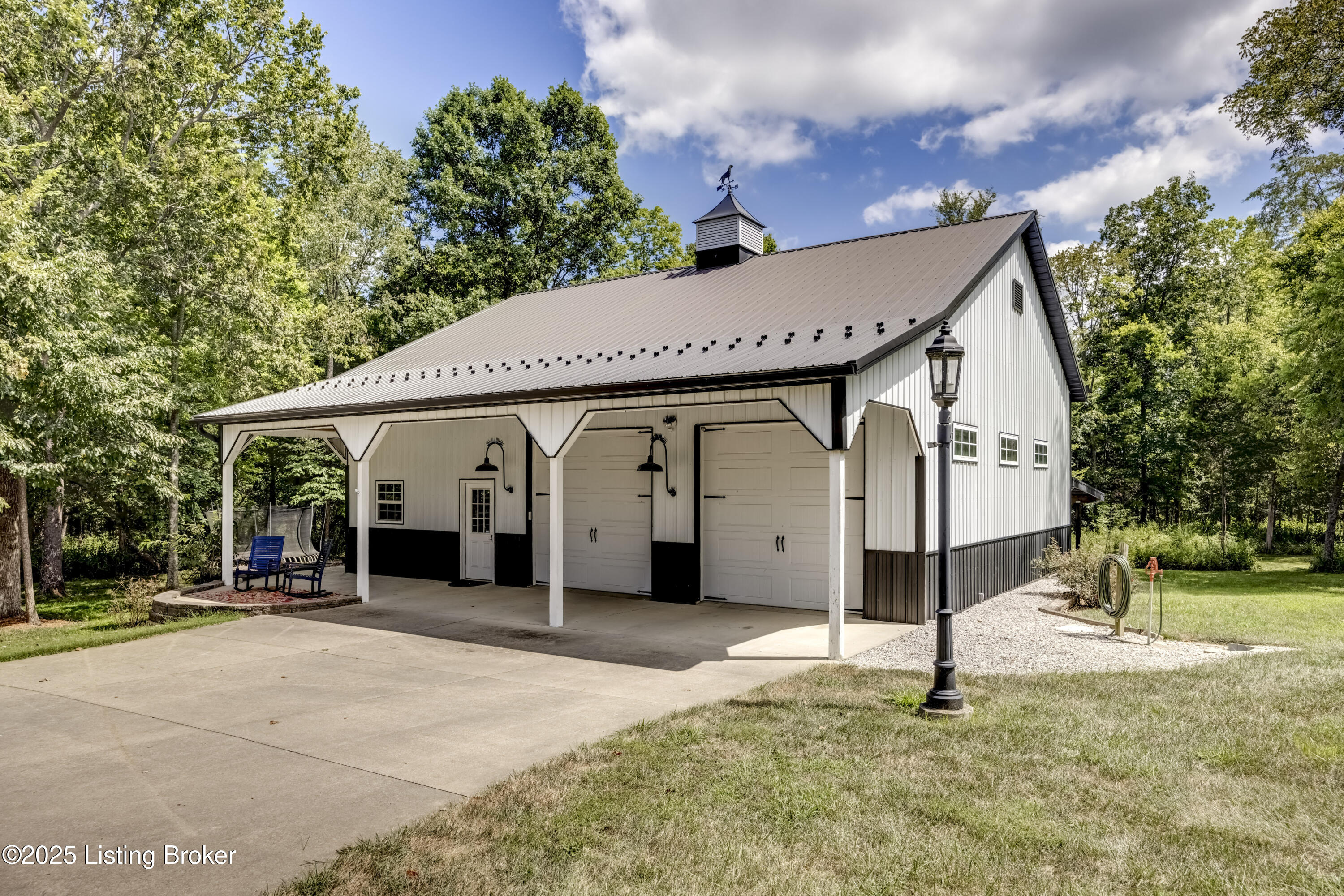 3617 Red Oak Dr, La Grange