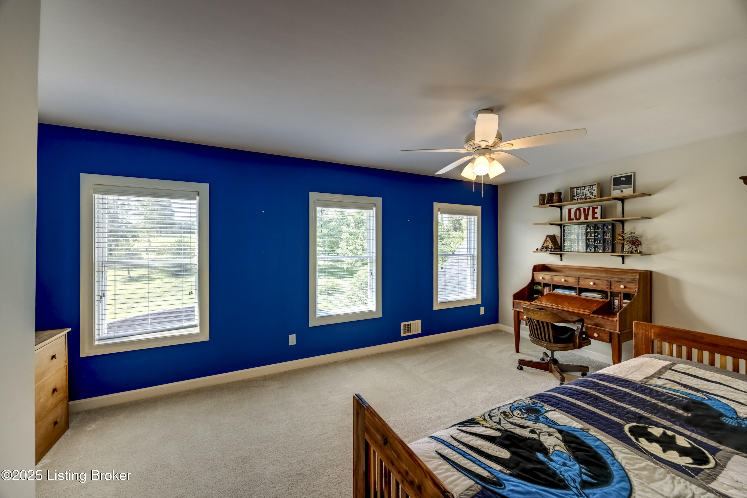 3617 Red Oak Dr, La Grange