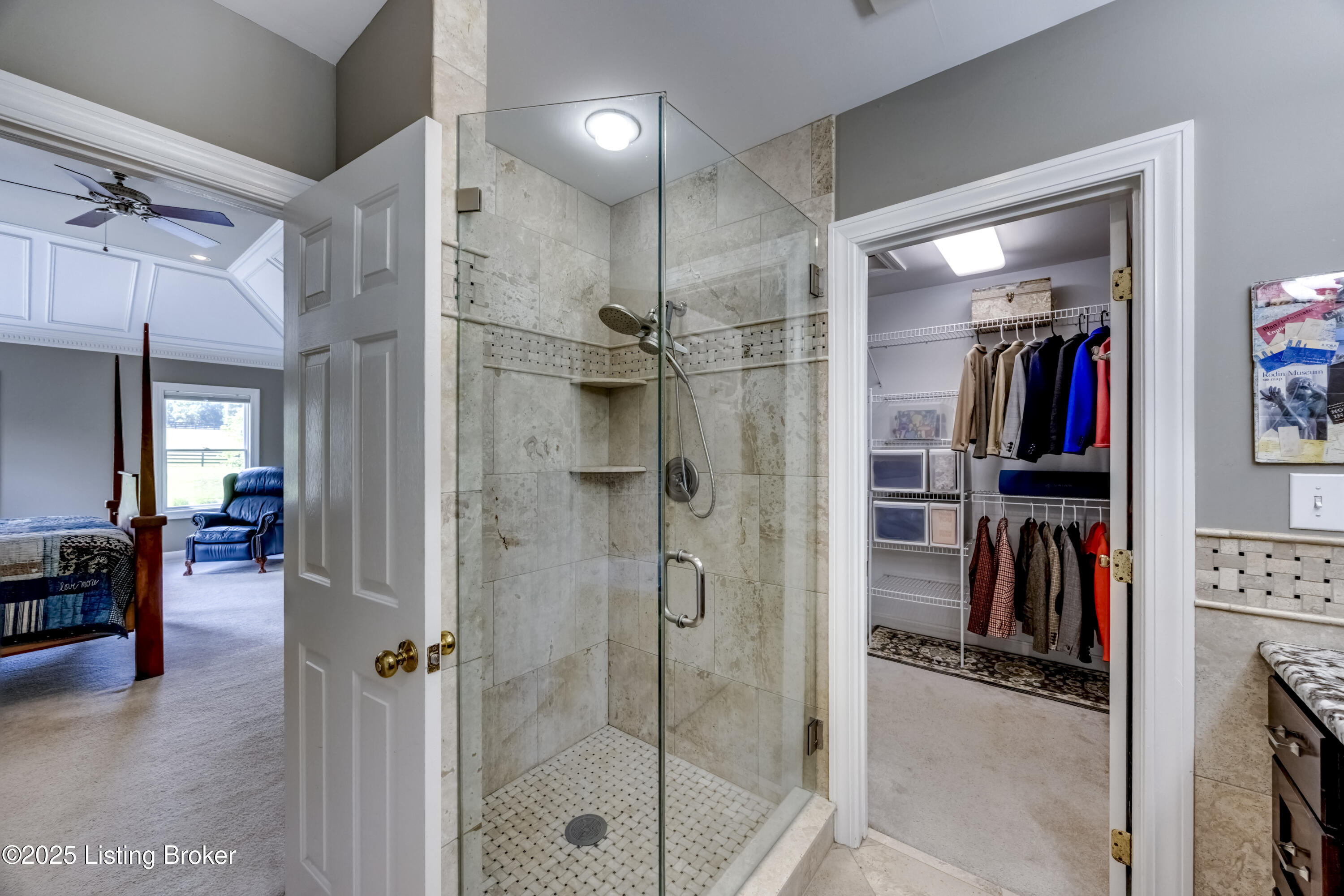 3617 Red Oak Dr, La Grange