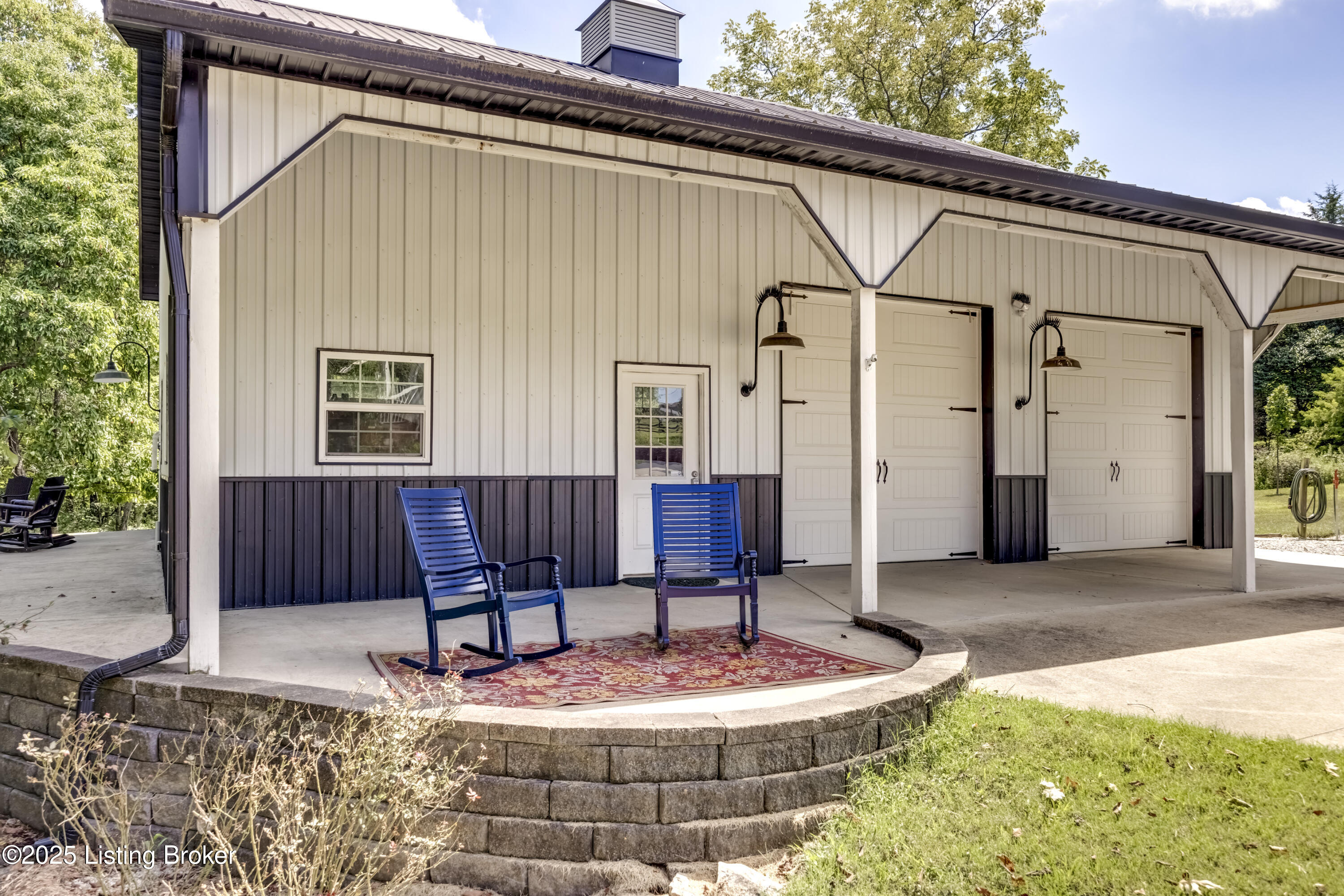 3617 Red Oak Dr, La Grange