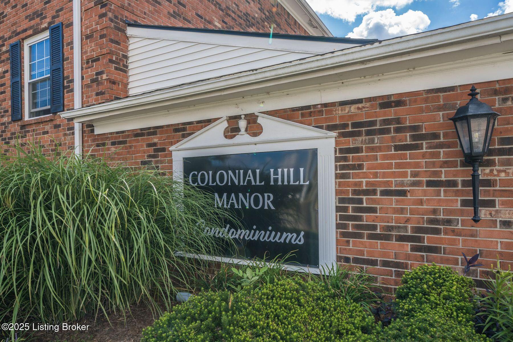 3301 Colonial Manor Cir UNIT 2B