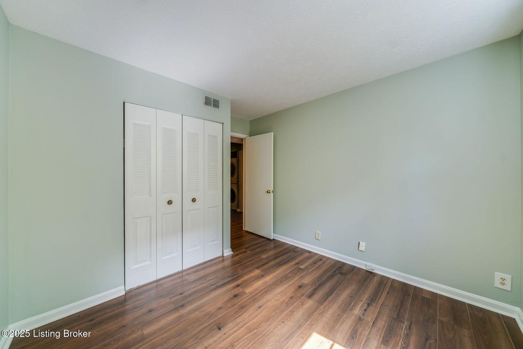 3301 Colonial Manor Cir UNIT 2B